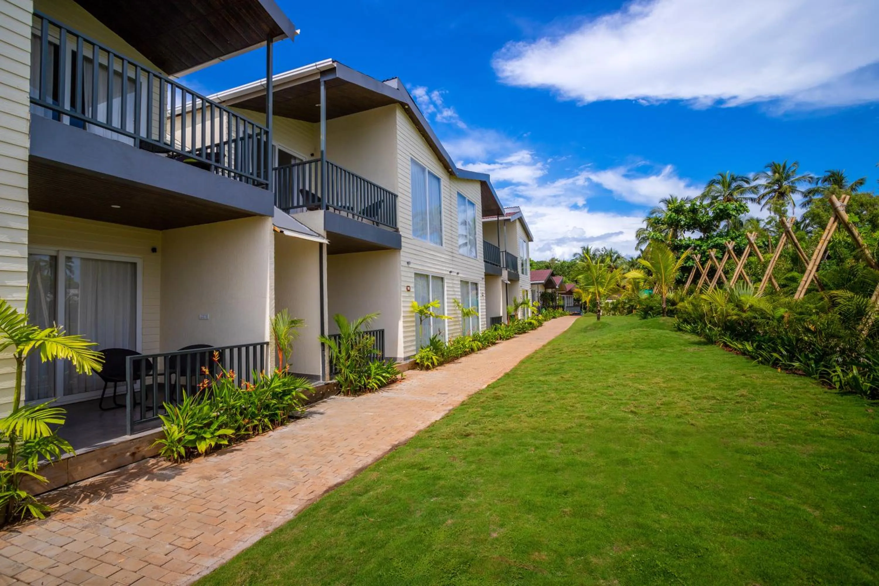 Property building in Sibaya Beach Resort, Morjim