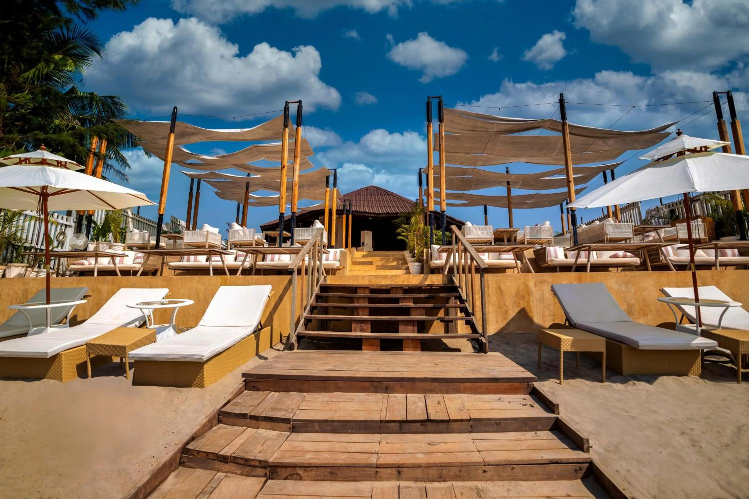 Restaurant/places to eat in Sibaya Beach Resort, Morjim