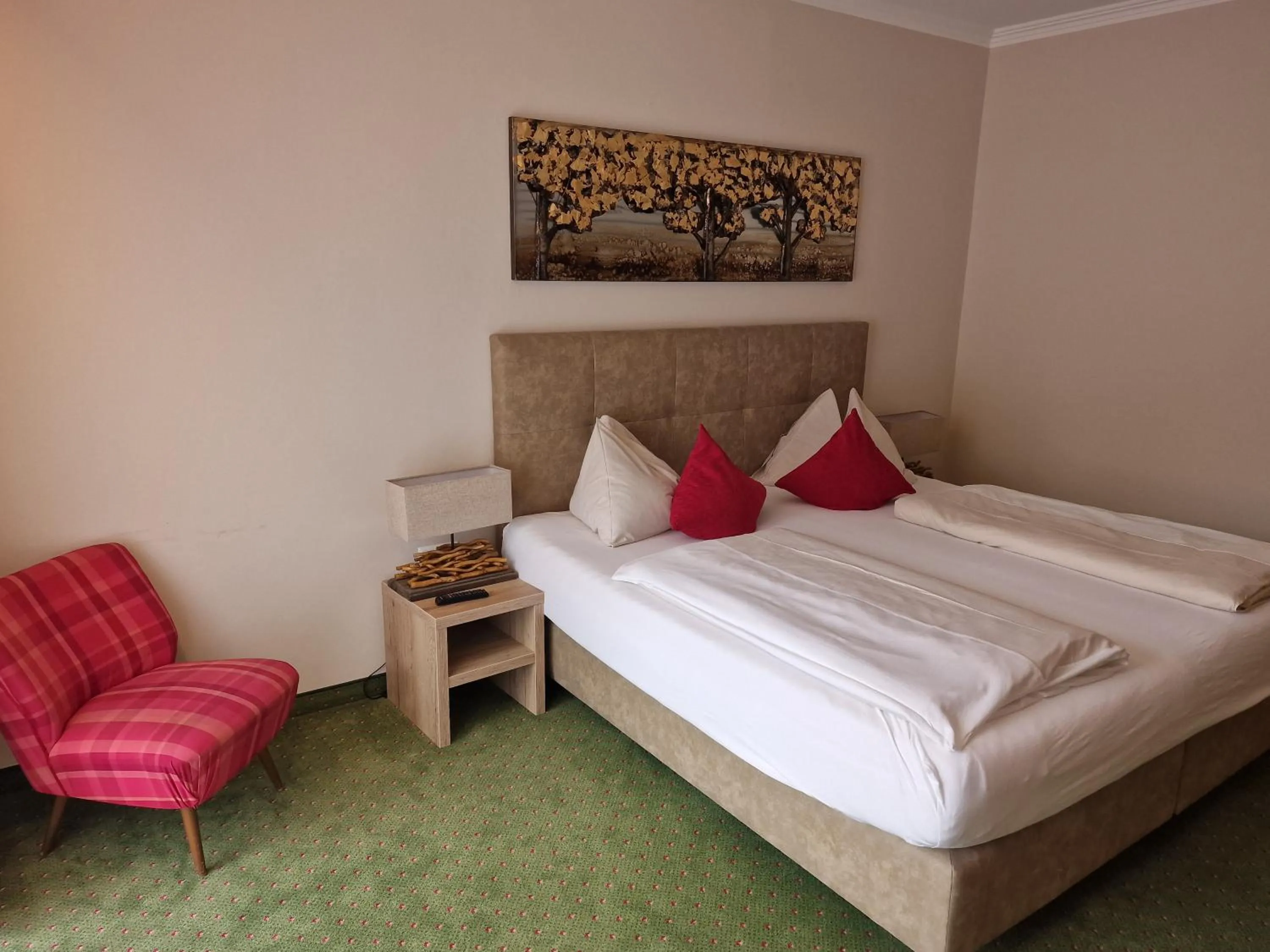 Photo of the whole room, Bed in Kolmhof