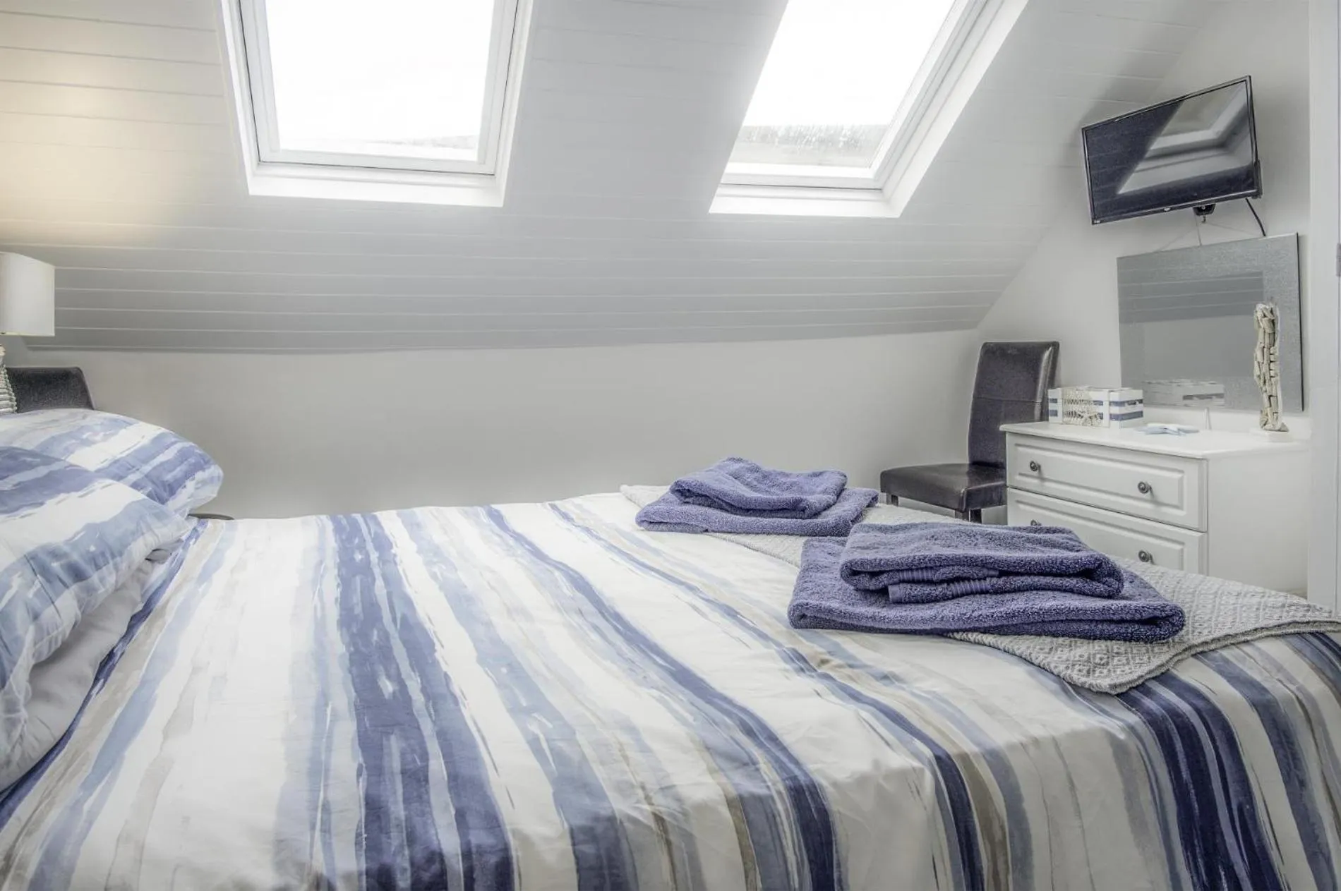 Floor plan, Bed in St Julians View - 1 Bedroom Apartment - Tenby