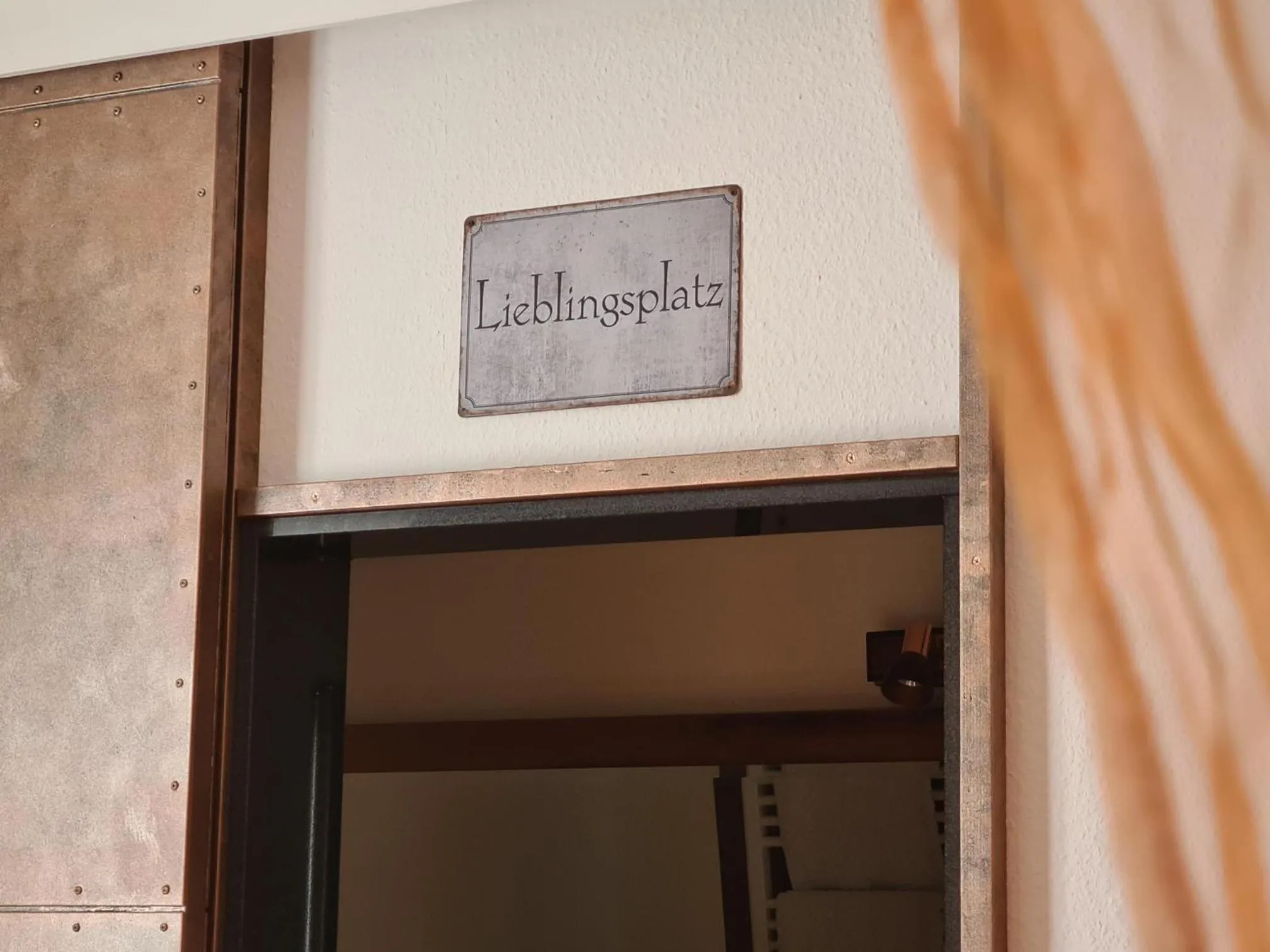 Photo of the whole room in Hotel Aleo