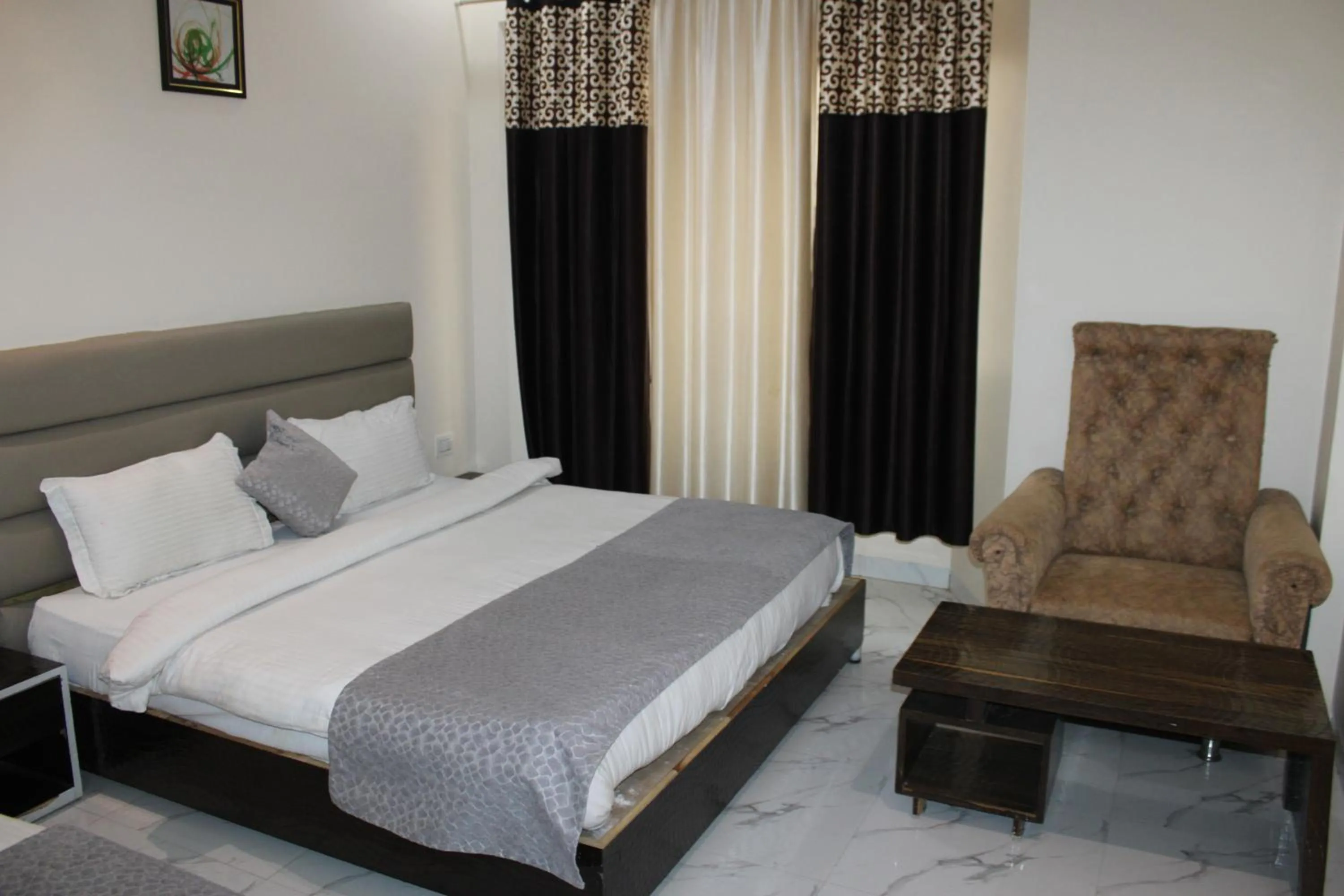 Bed in The Grand Jabalpur