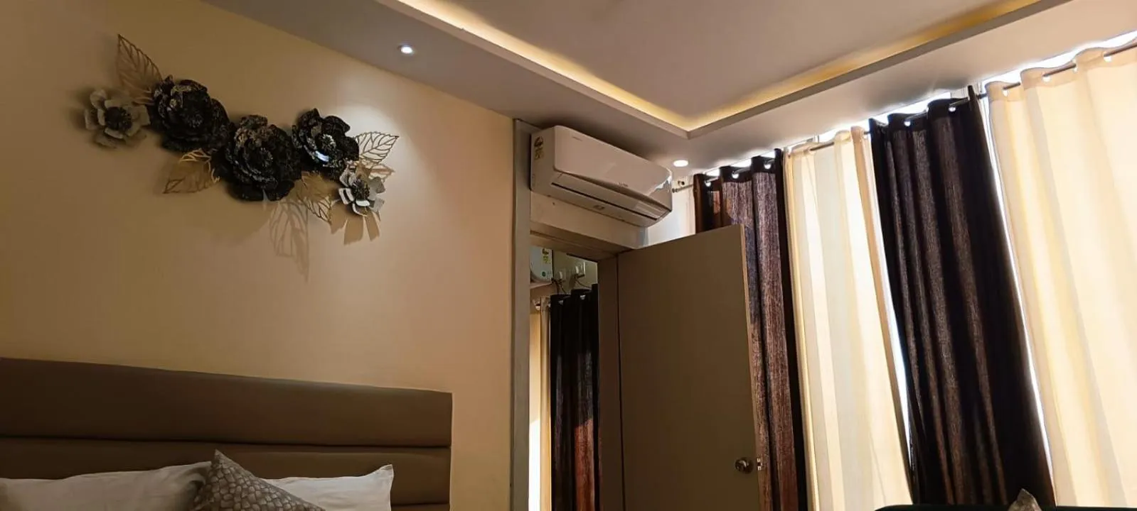 Bed in The Grand Jabalpur