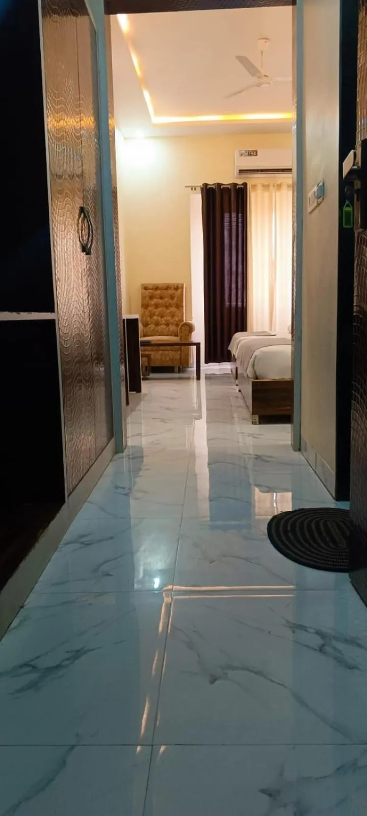 Bed in The Grand Jabalpur