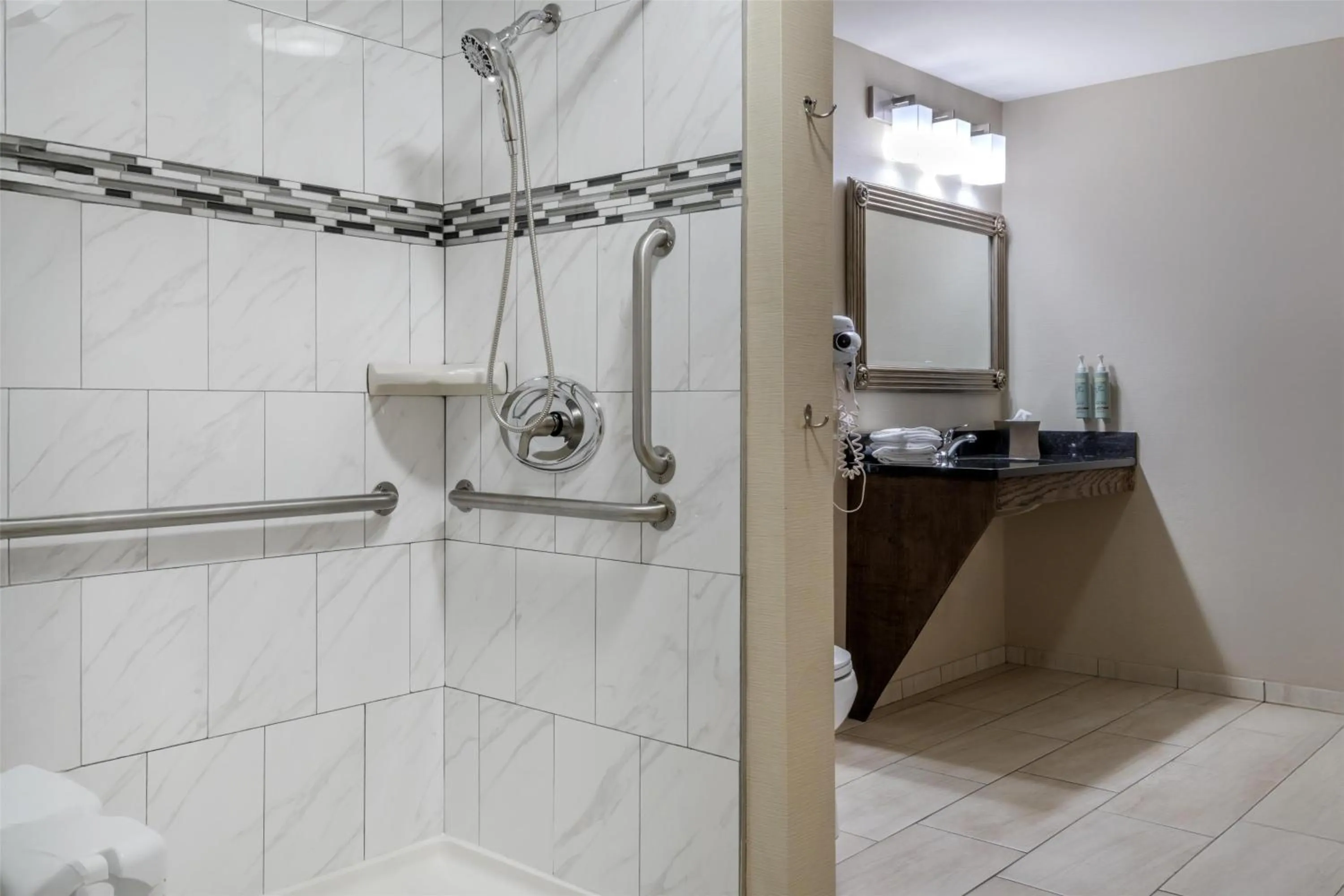 Bathroom in Best Western Providence Warwick Airport Inn