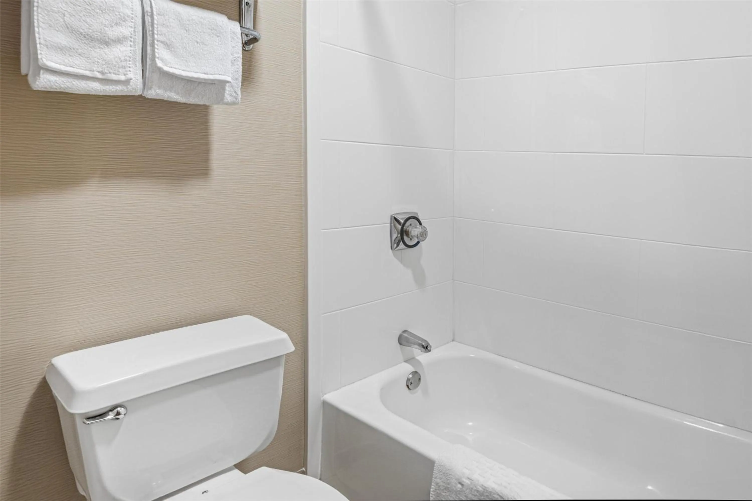 Bathroom in Best Western Providence Warwick Airport Inn