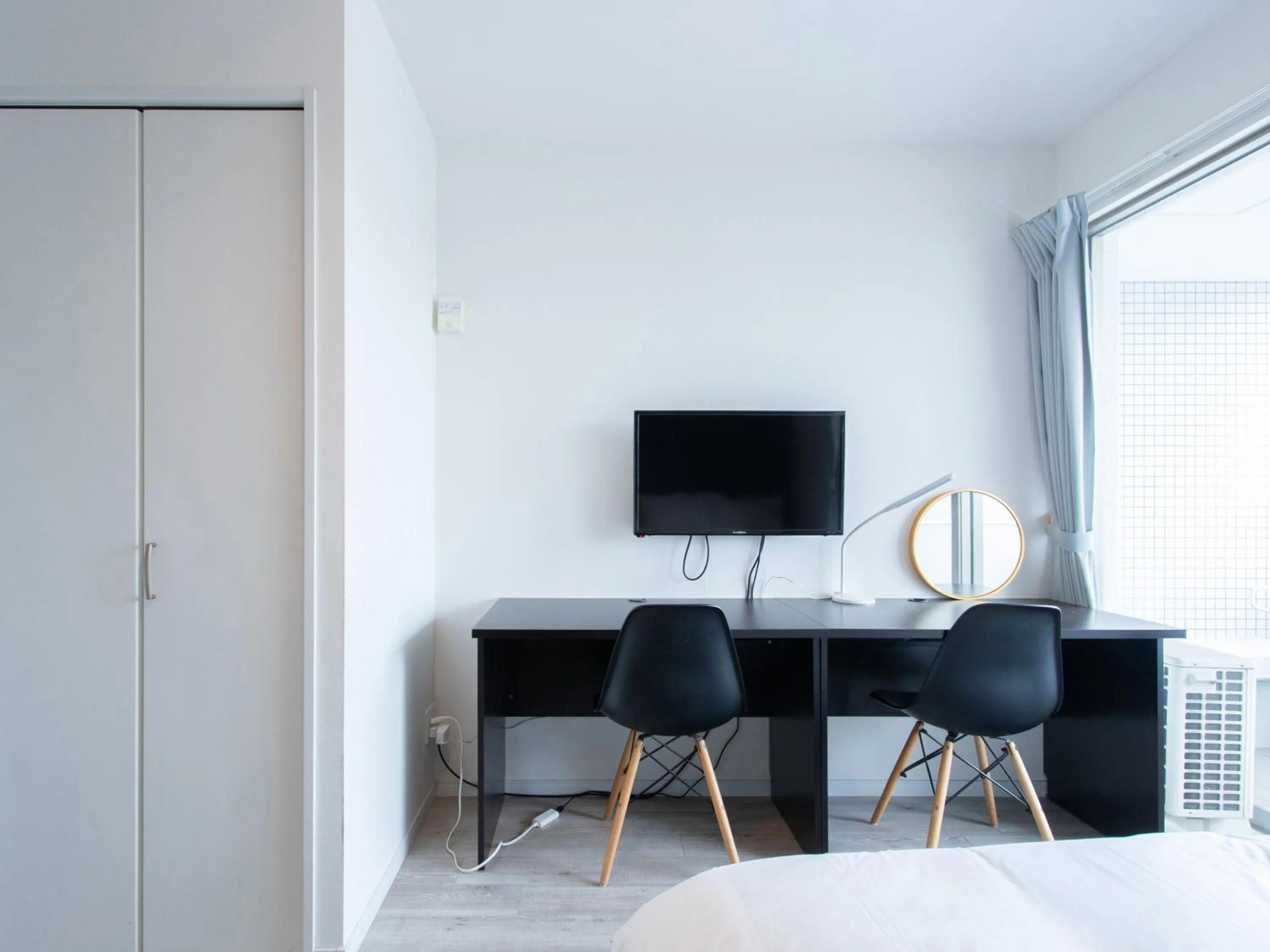 Seating area in Reality Hakata 2