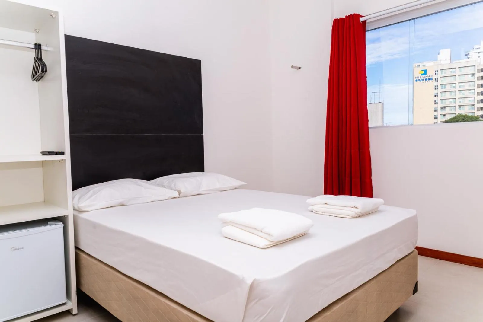 Bed in Economy Hotel