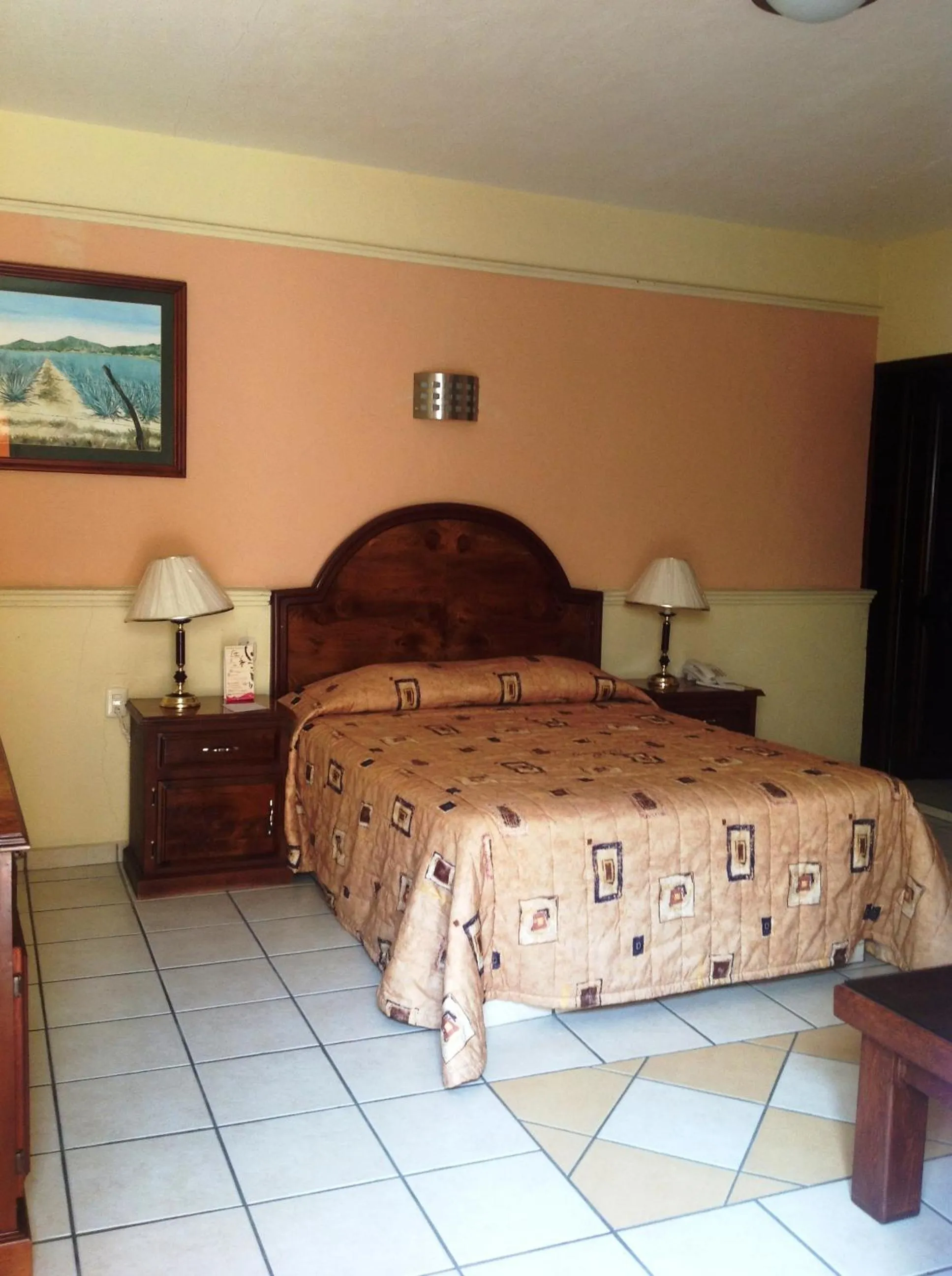 Bedroom in Plaza Jardin