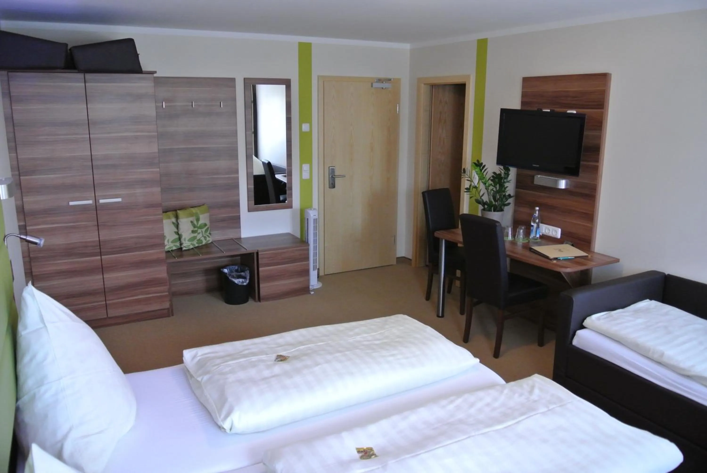 Photo of the whole room, Bed in Hotel Daimerwirt