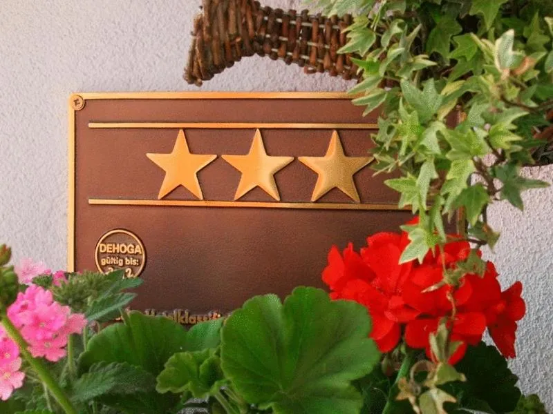 Logo/Certificate/Sign in Hotel Daimerwirt
