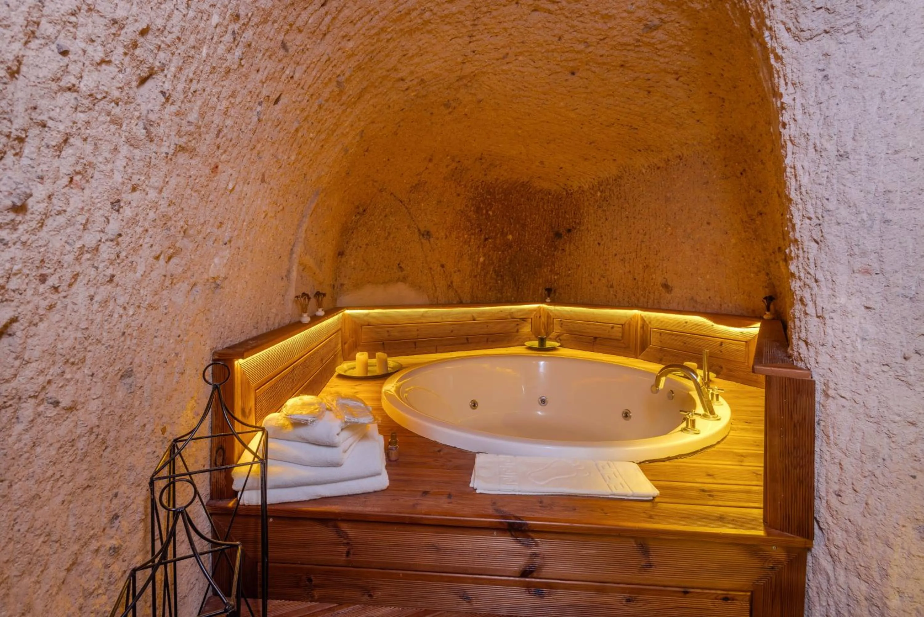 Bath in Vasıl Cave Hotel