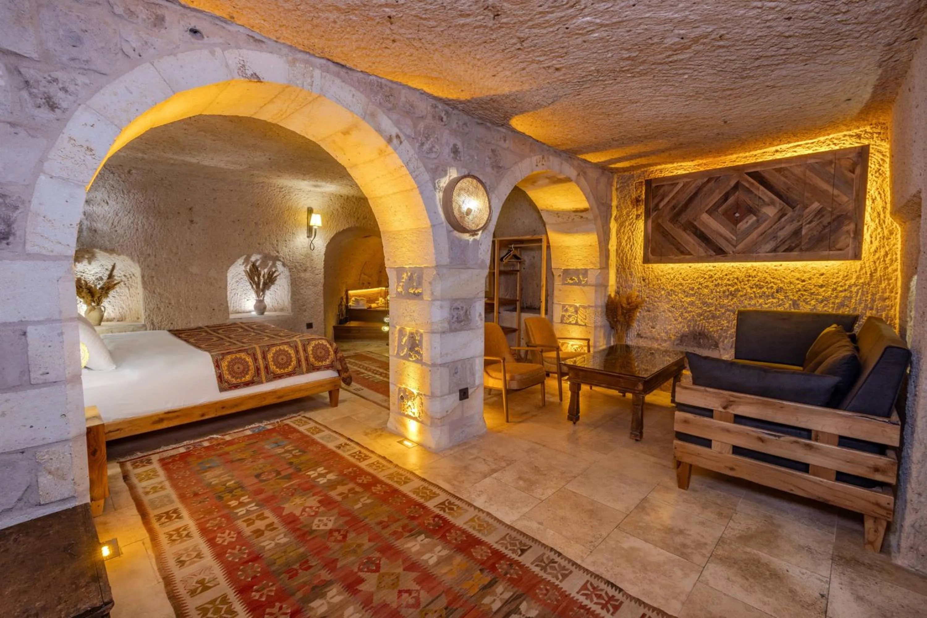 Photo of the whole room, Bed in Vasıl Cave Hotel