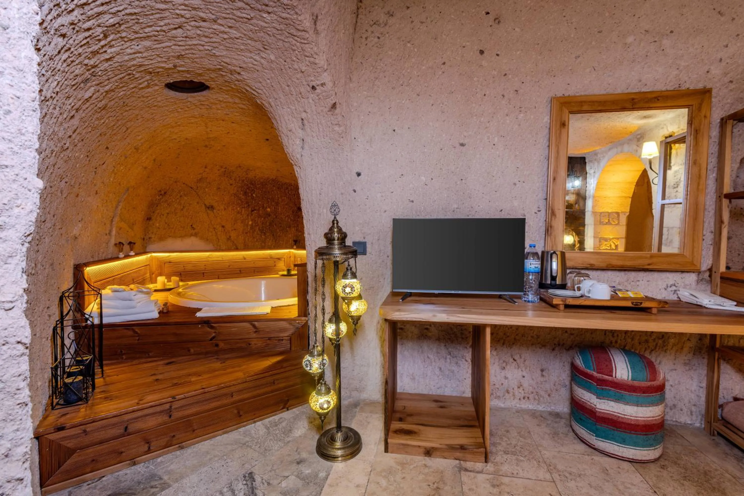TV and multimedia, Bed in Vasıl Cave Hotel