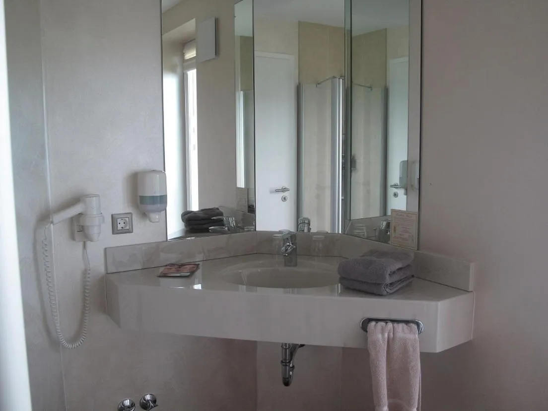 Bathroom in BE BIO Hotel be natural - direkt am Wasser