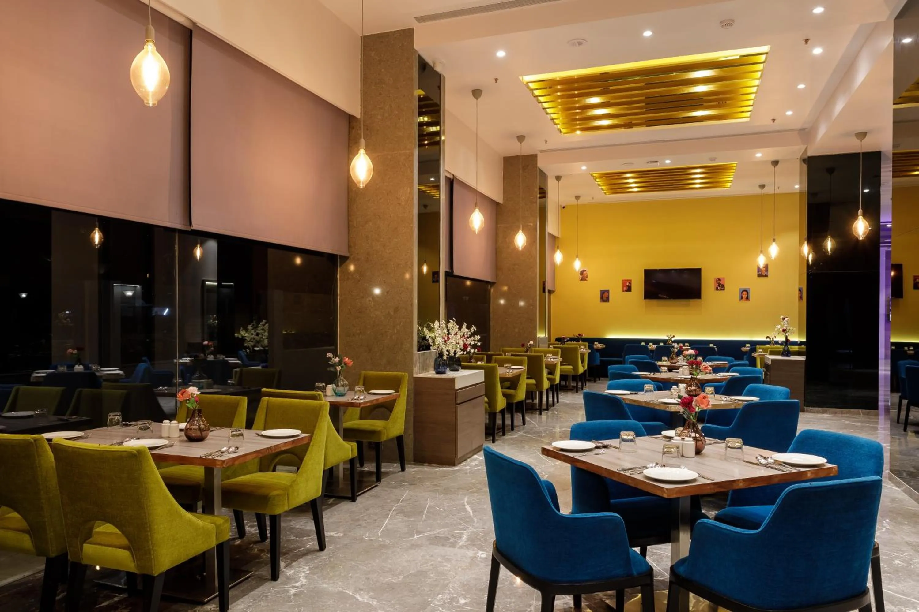 Restaurant/places to eat in Svenska Design Hotel Kakinada