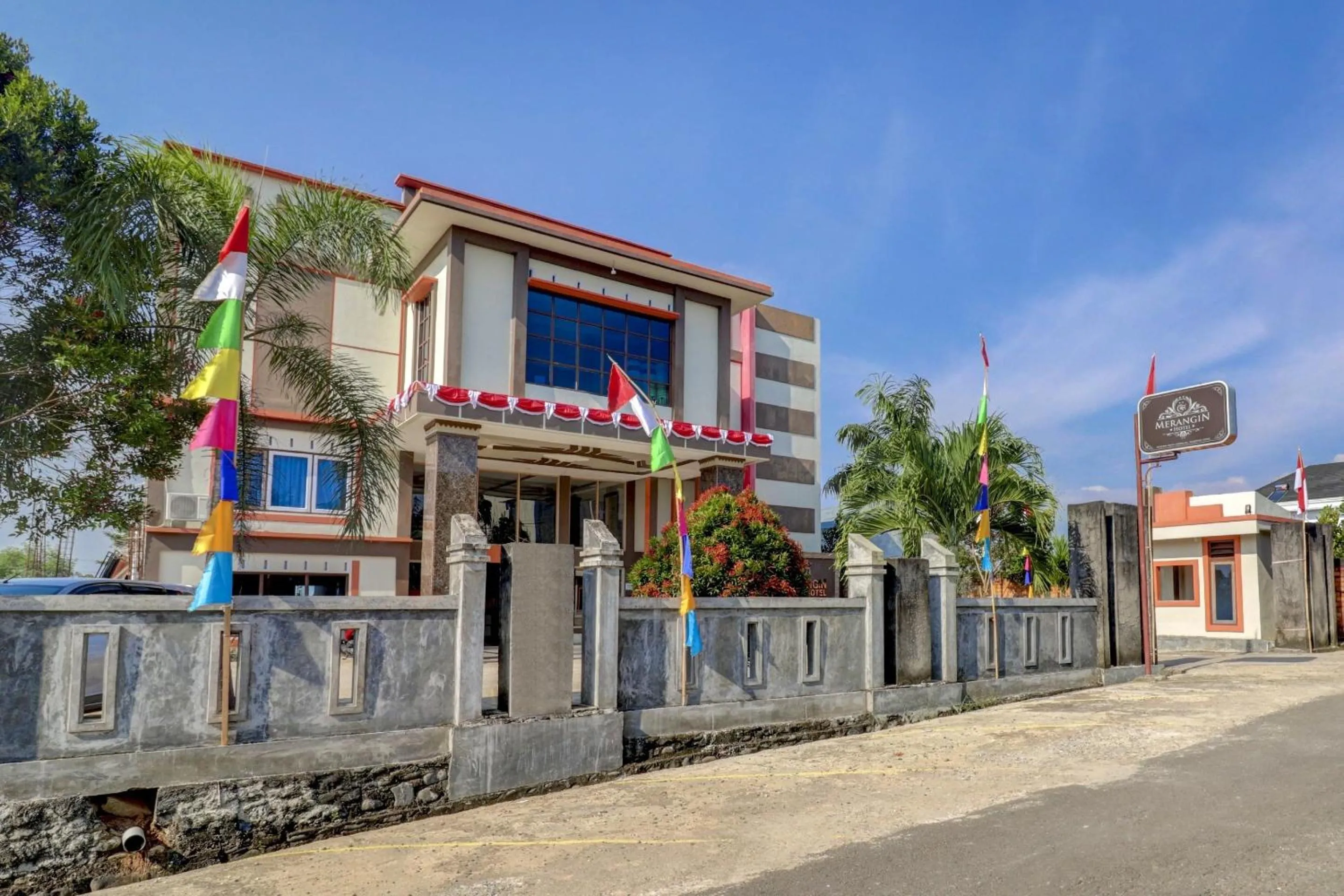 Facade/entrance in Collection O 90564 Hotel Merangin Syariah
