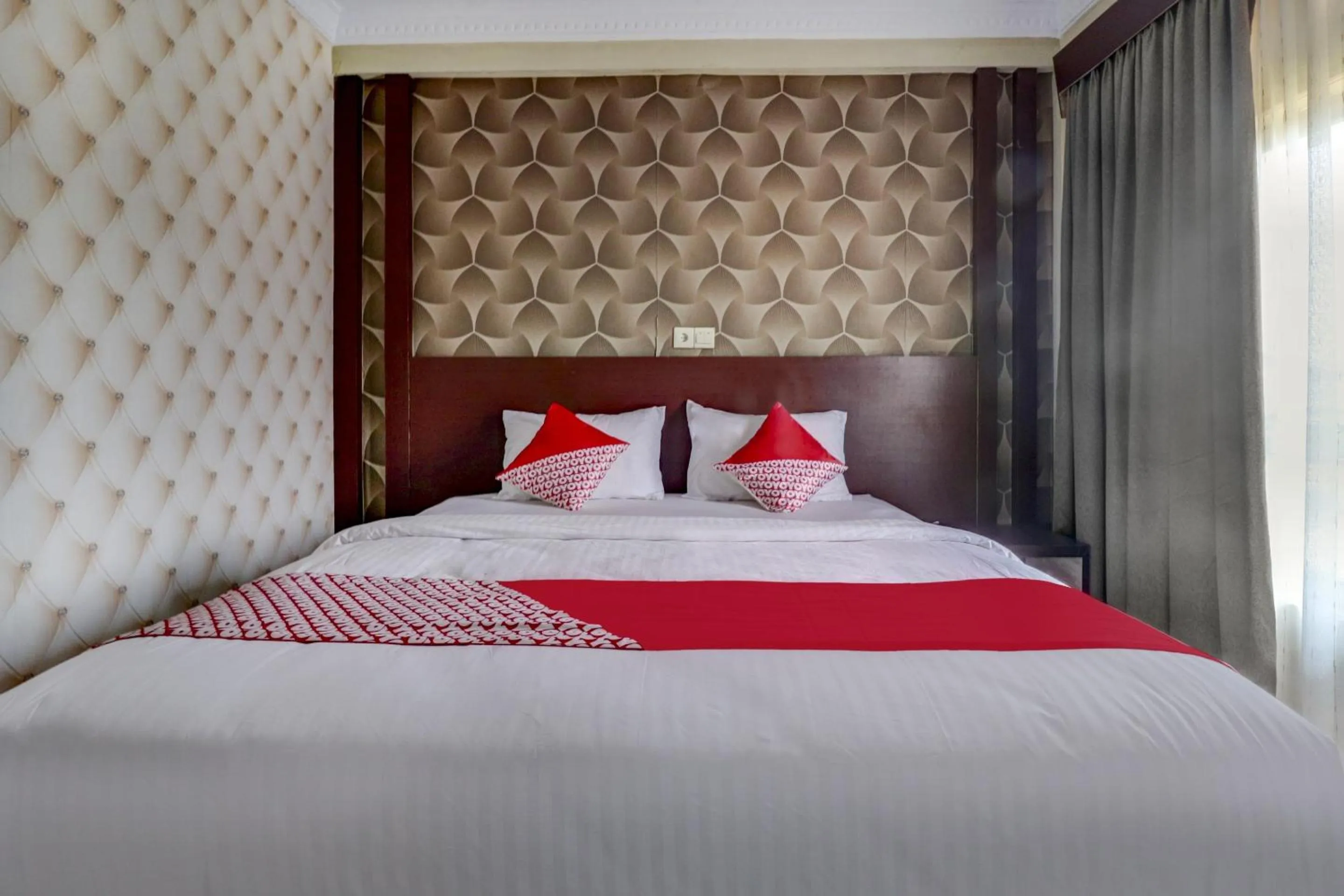 Bedroom in Collection O 90564 Hotel Merangin Syariah