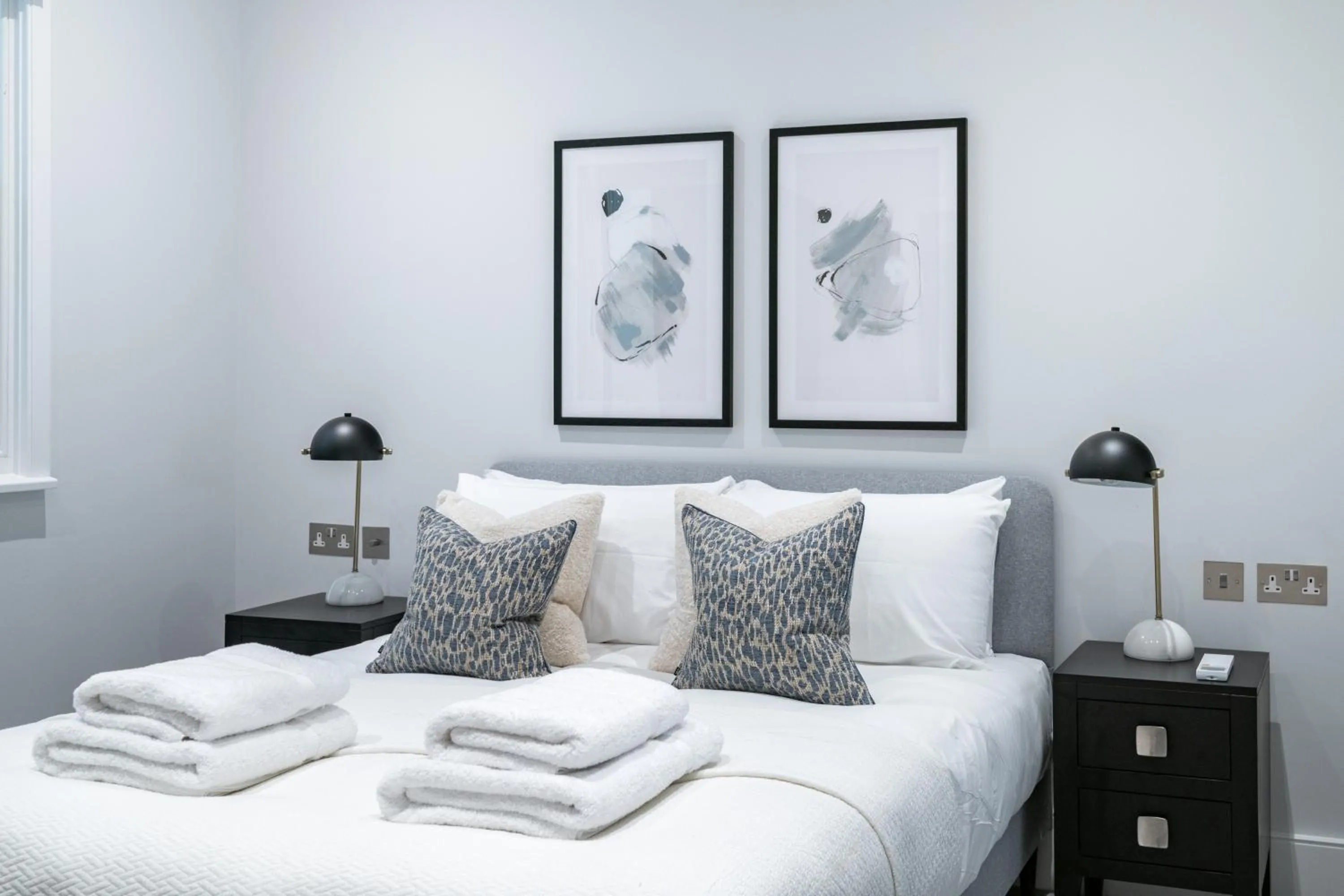 Bed in No. 2 Queensberry Place by Stayo