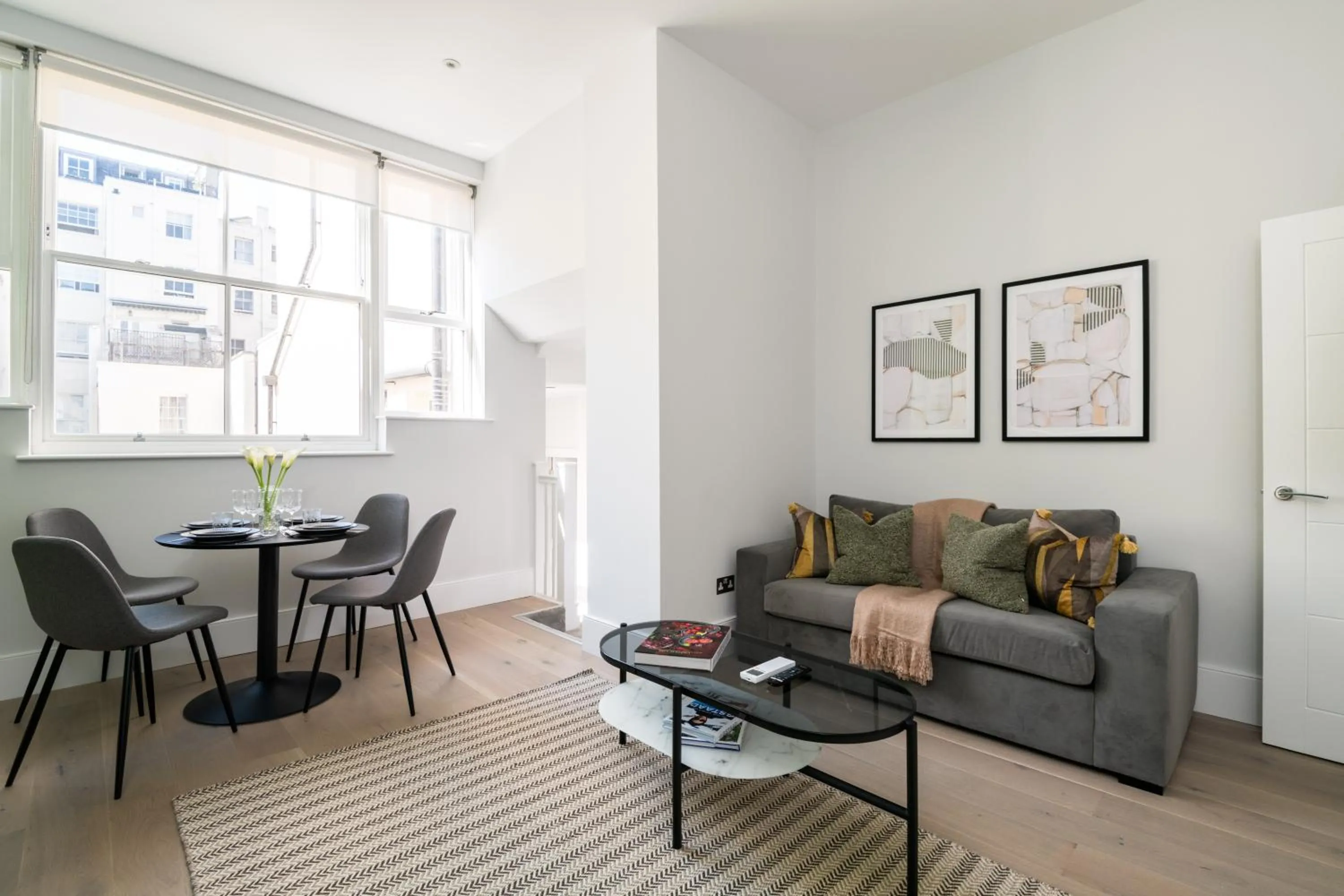 Living room in No. 2 Queensberry Place by Stayo