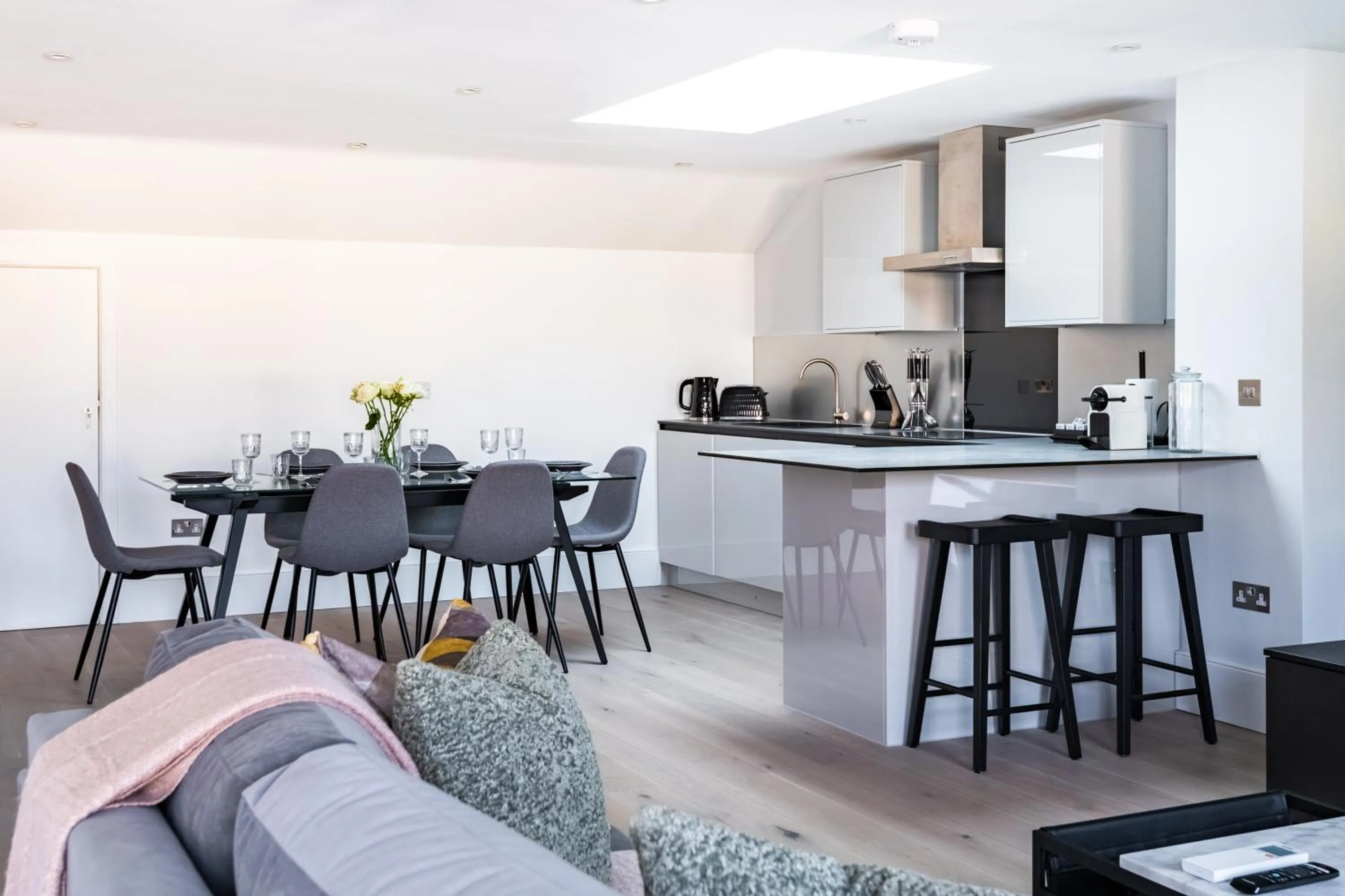 Dining area in No. 2 Queensberry Place by Stayo