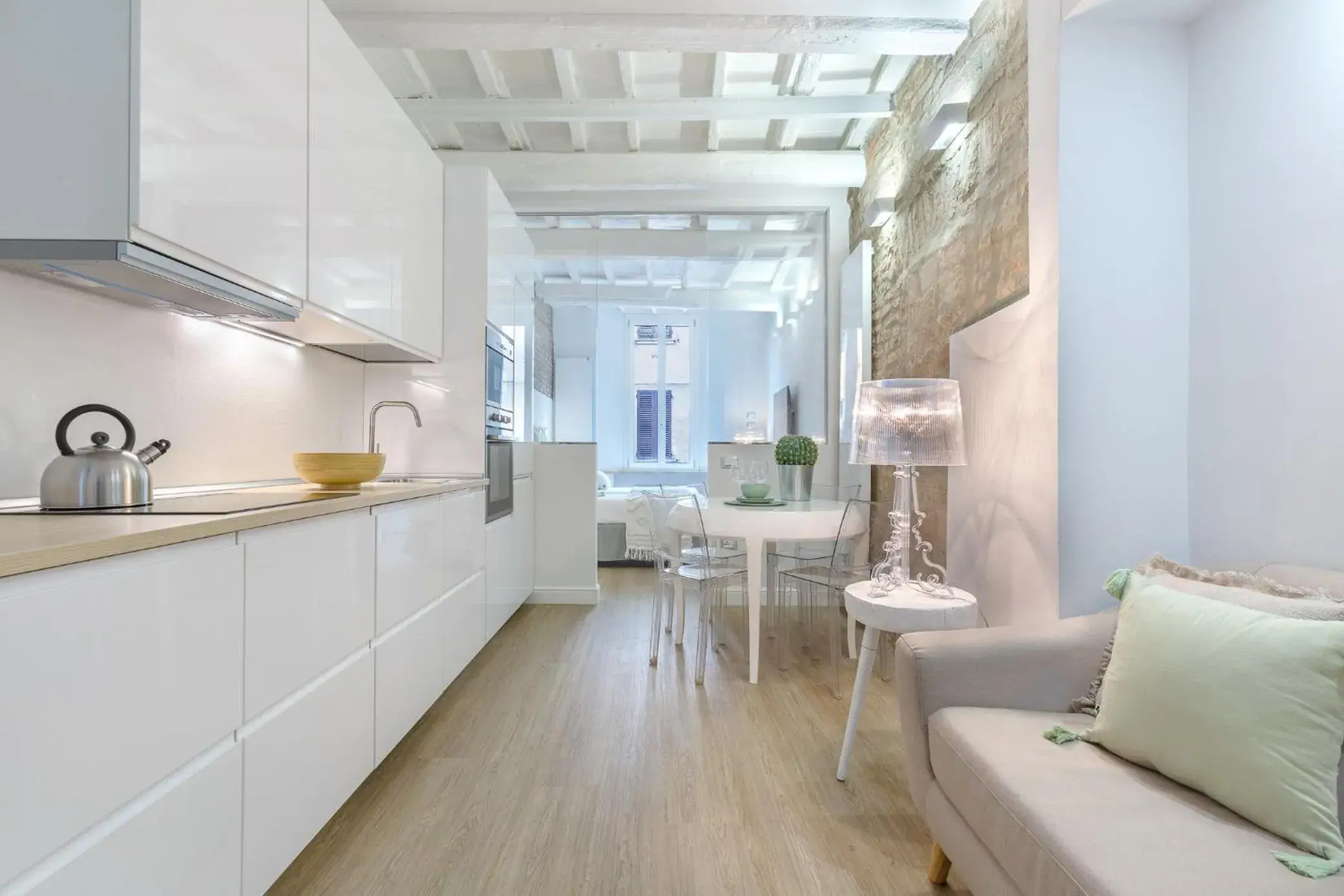 GuestHost - Ferrara Mayr White Apartment GuestHost - Ferrara Mayr White Apartment
