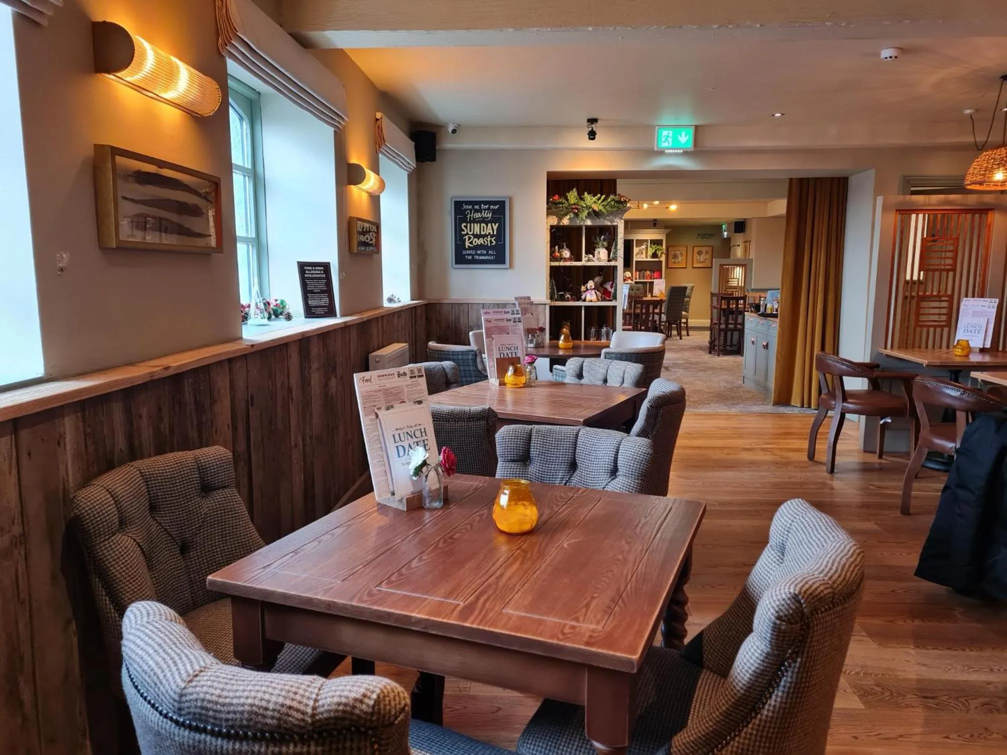 Restaurant/places to eat in The Stork Hotel