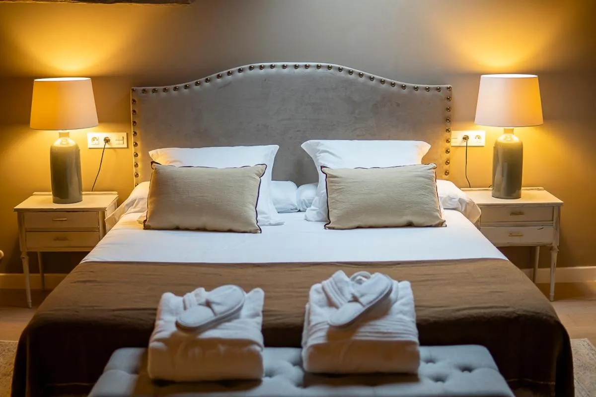 Bed in Hotel Palacio De Luko