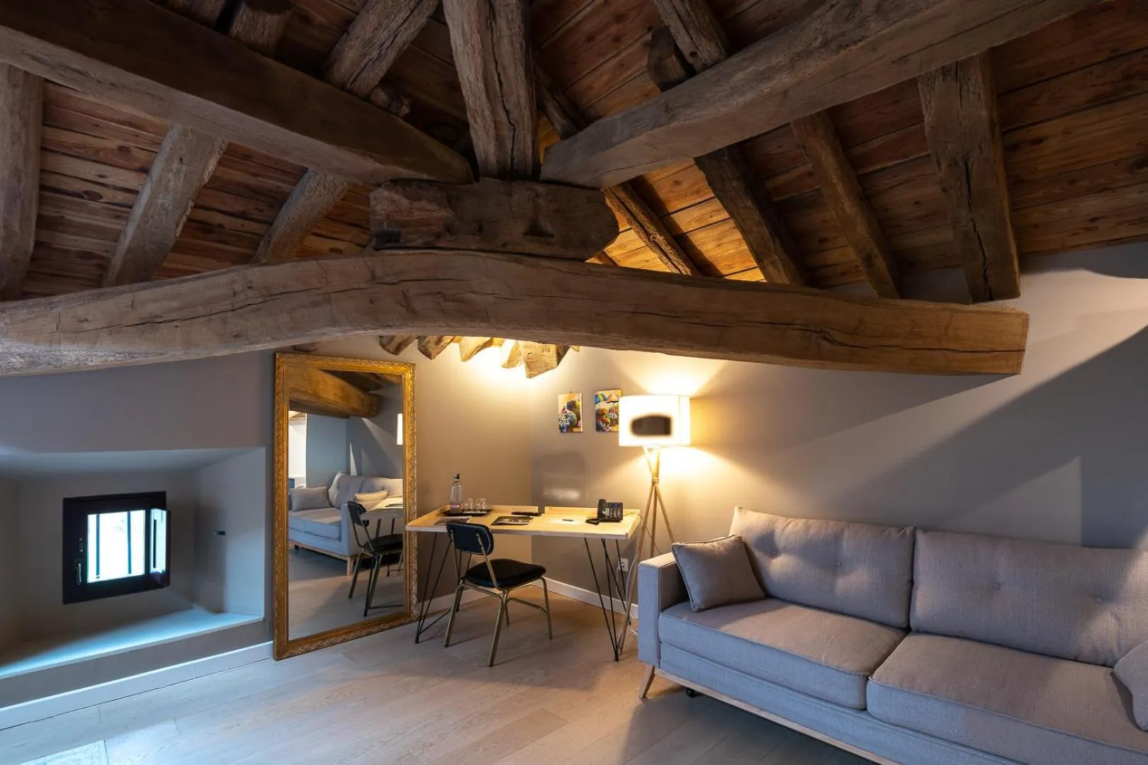 Seating area in Hotel Palacio De Luko