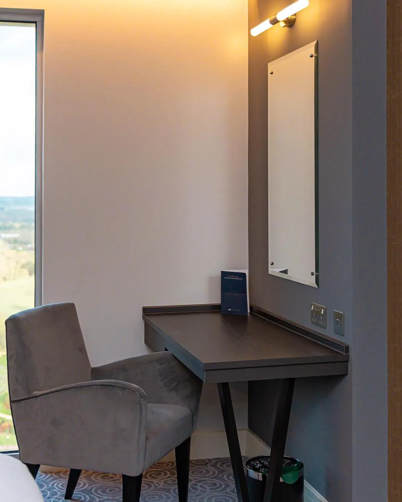 hair dresser in Hotel La Tour