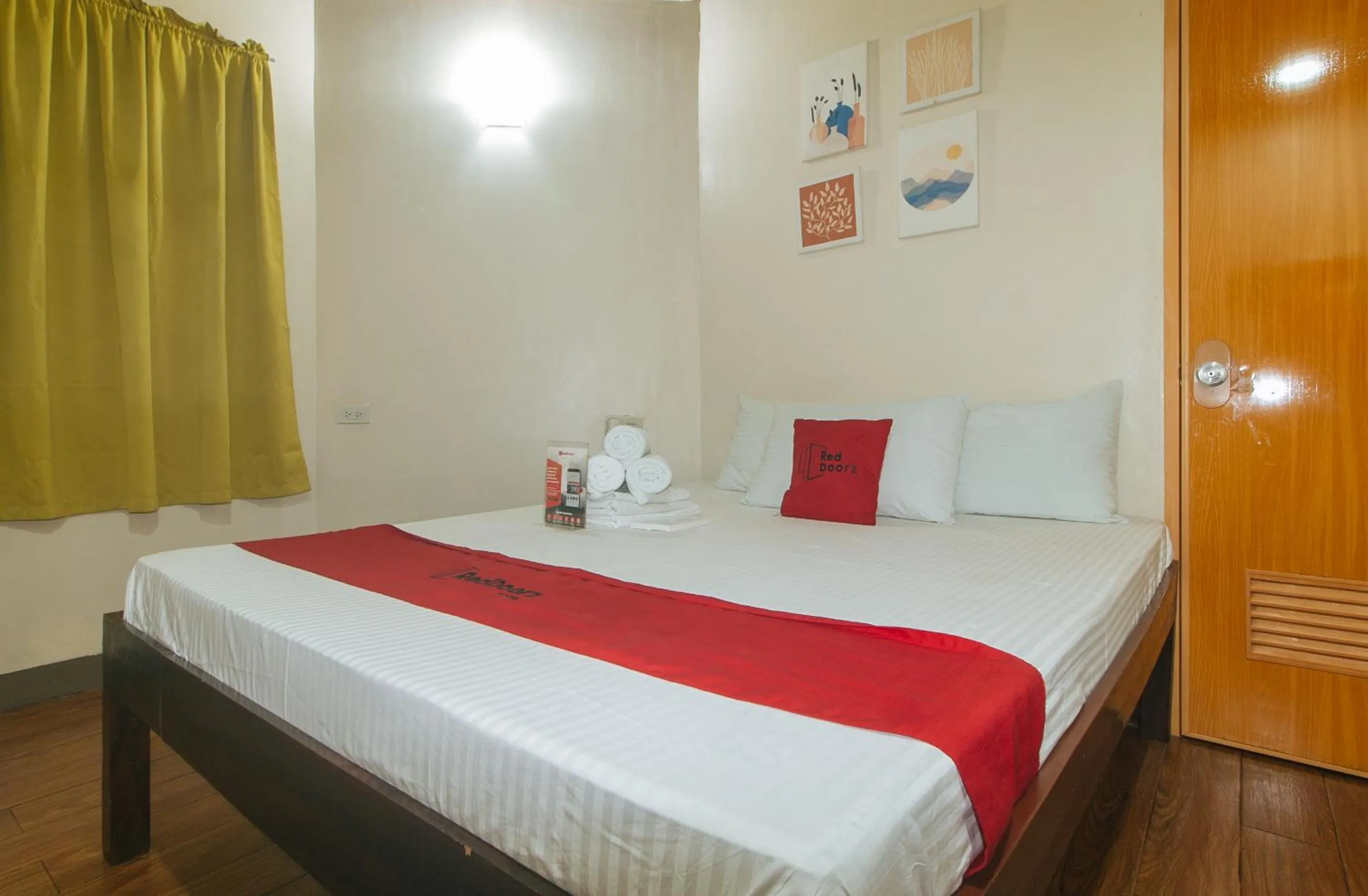 Bed in RedDoorz near EDSA Camp Crame