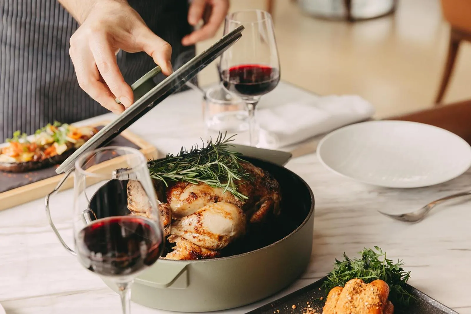 Restaurant/places to eat in Château d'Ouchy