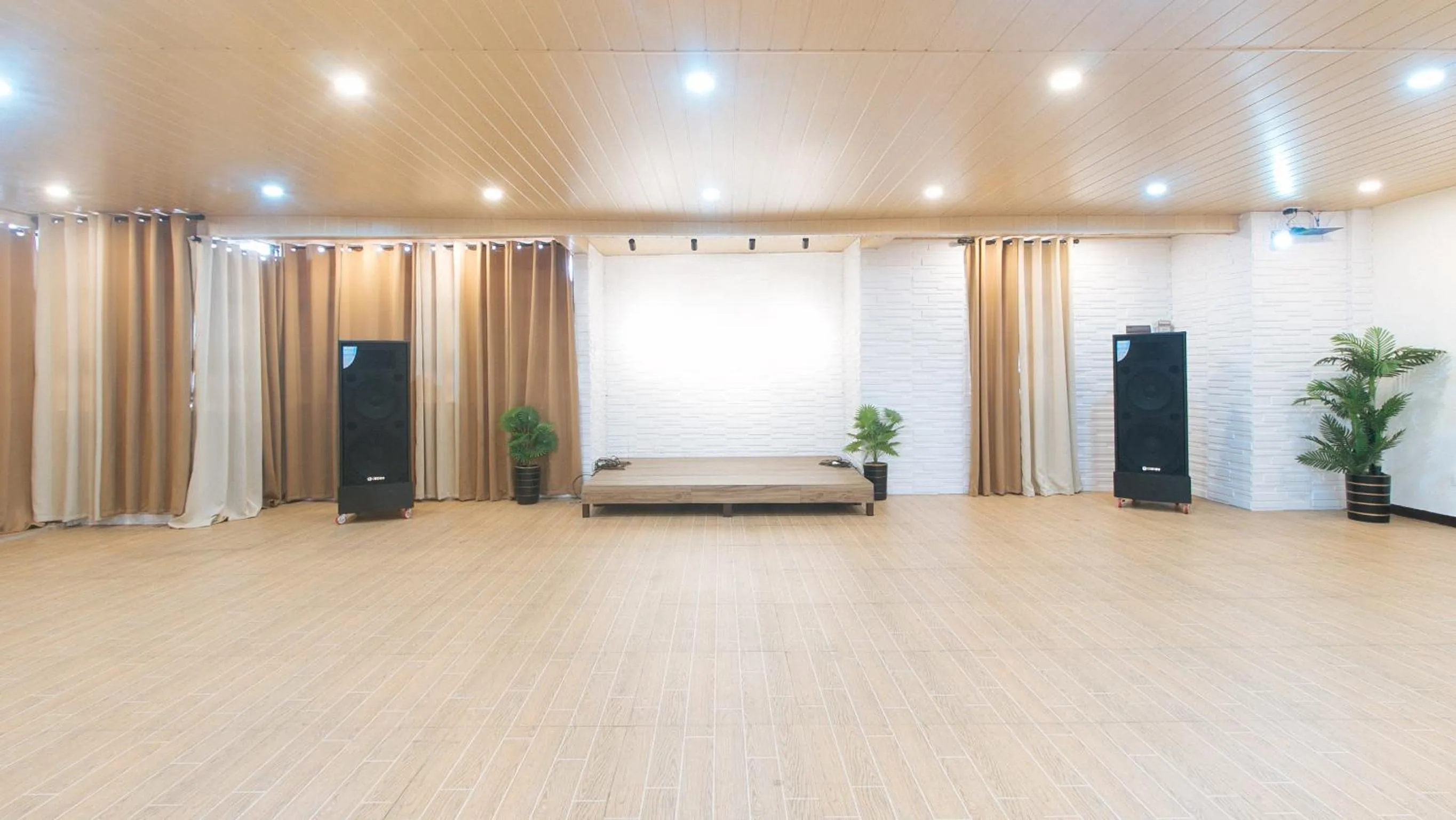 Banquet/Function facilities in RedDoorz at RJs Bldg near Lyceum Gen Trias Cavite