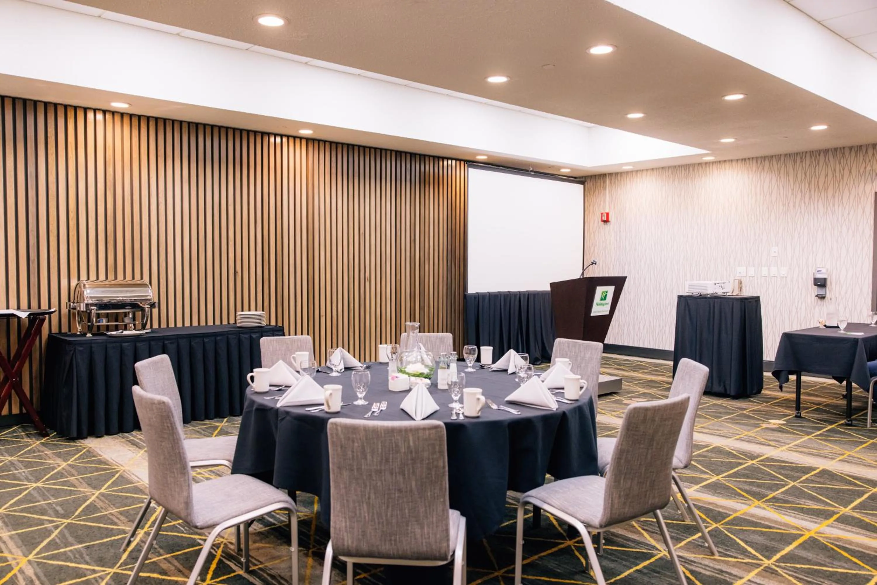 Meeting/conference room in Holiday Inn Grand Rapids Downtown by IHG