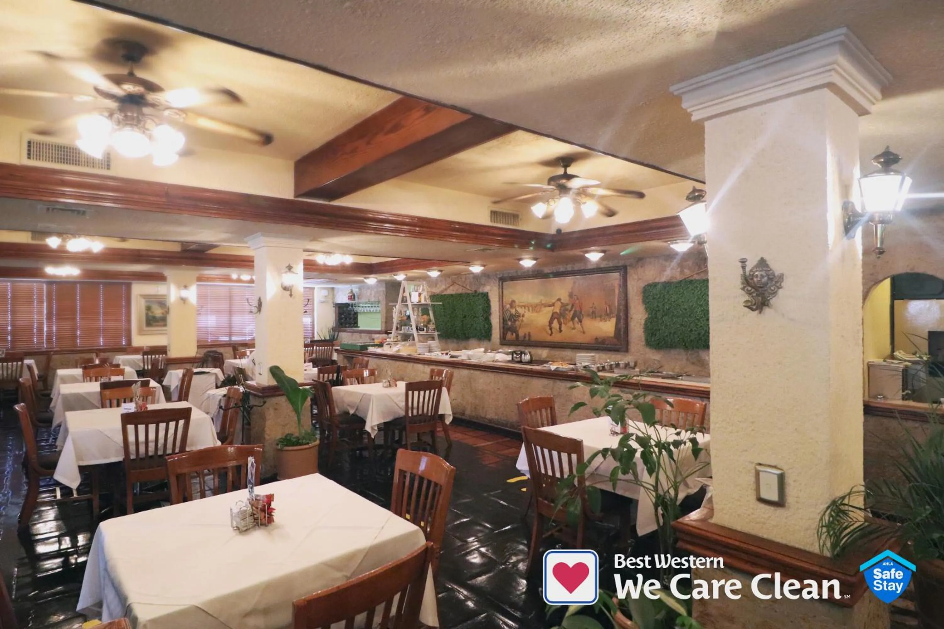 Restaurant/places to eat in Best Western Posada Del Rio