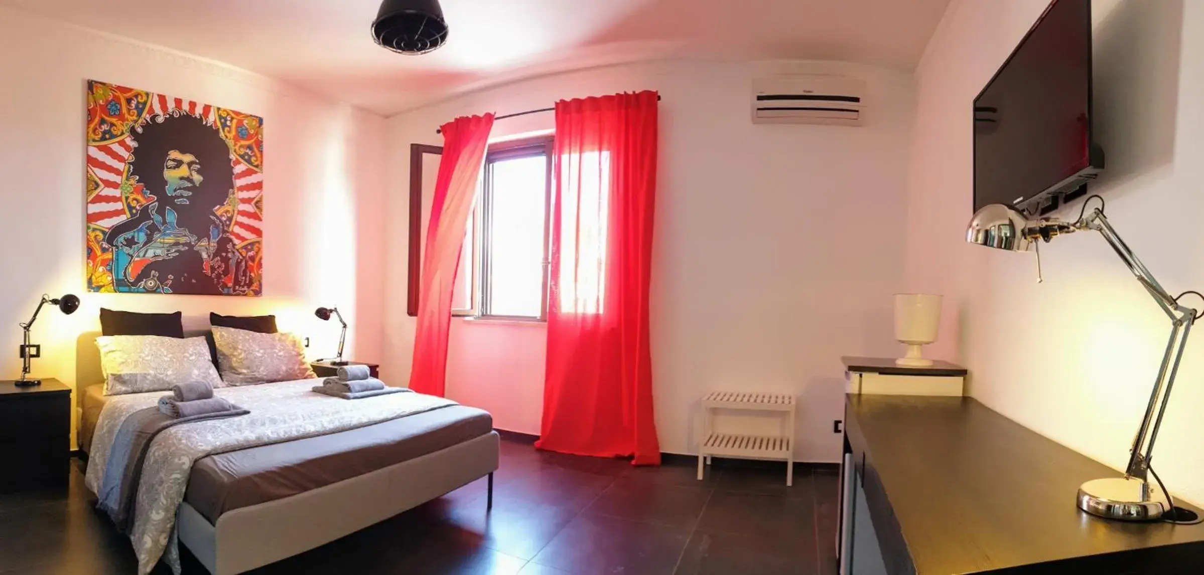 Deluxe Double Room with Extra Bed - single occupancy in Casa California Deluxe Double Room with Extra Bed - single occupancy in Casa California