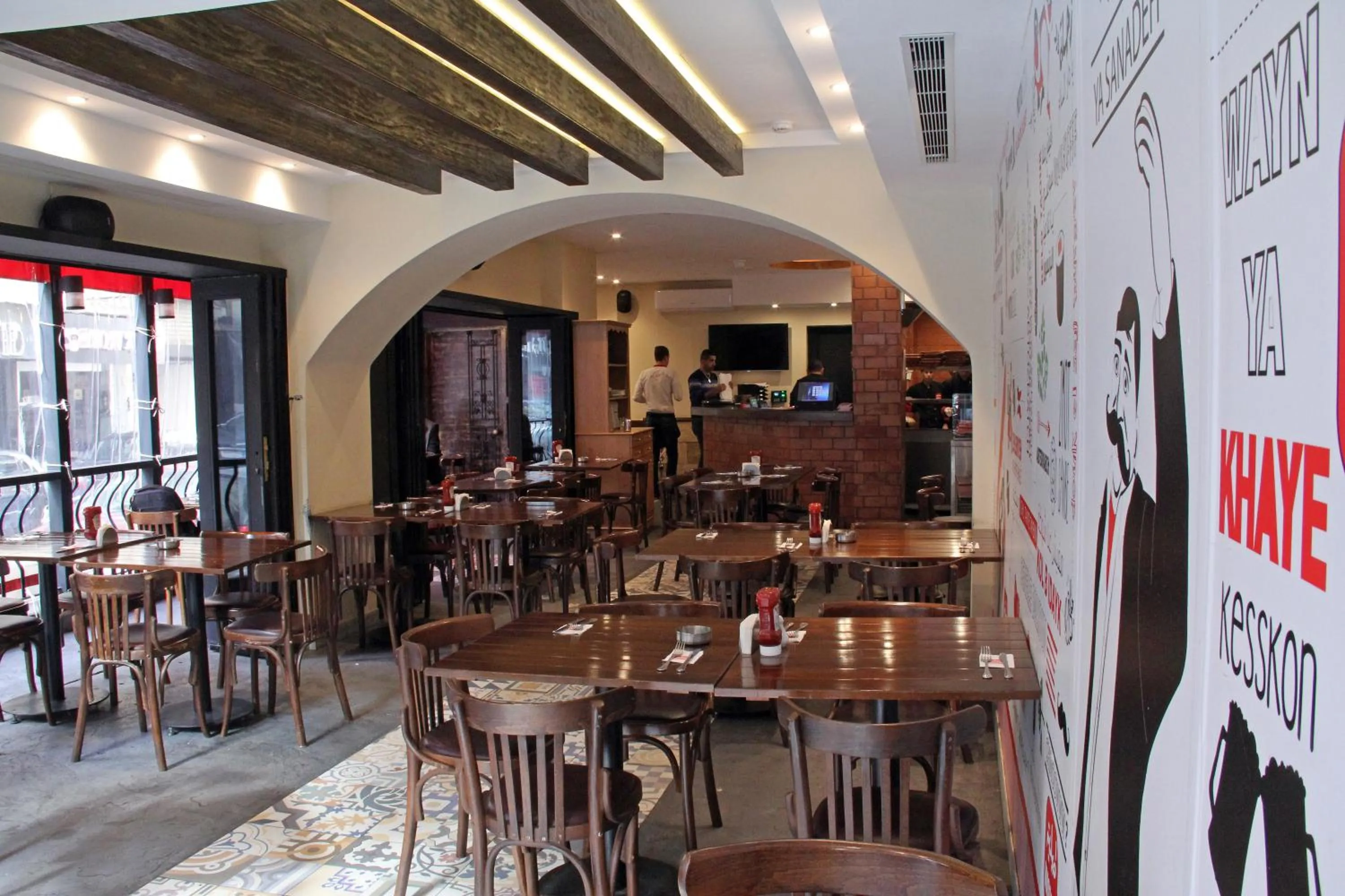 Restaurant/places to eat in Marble Tower