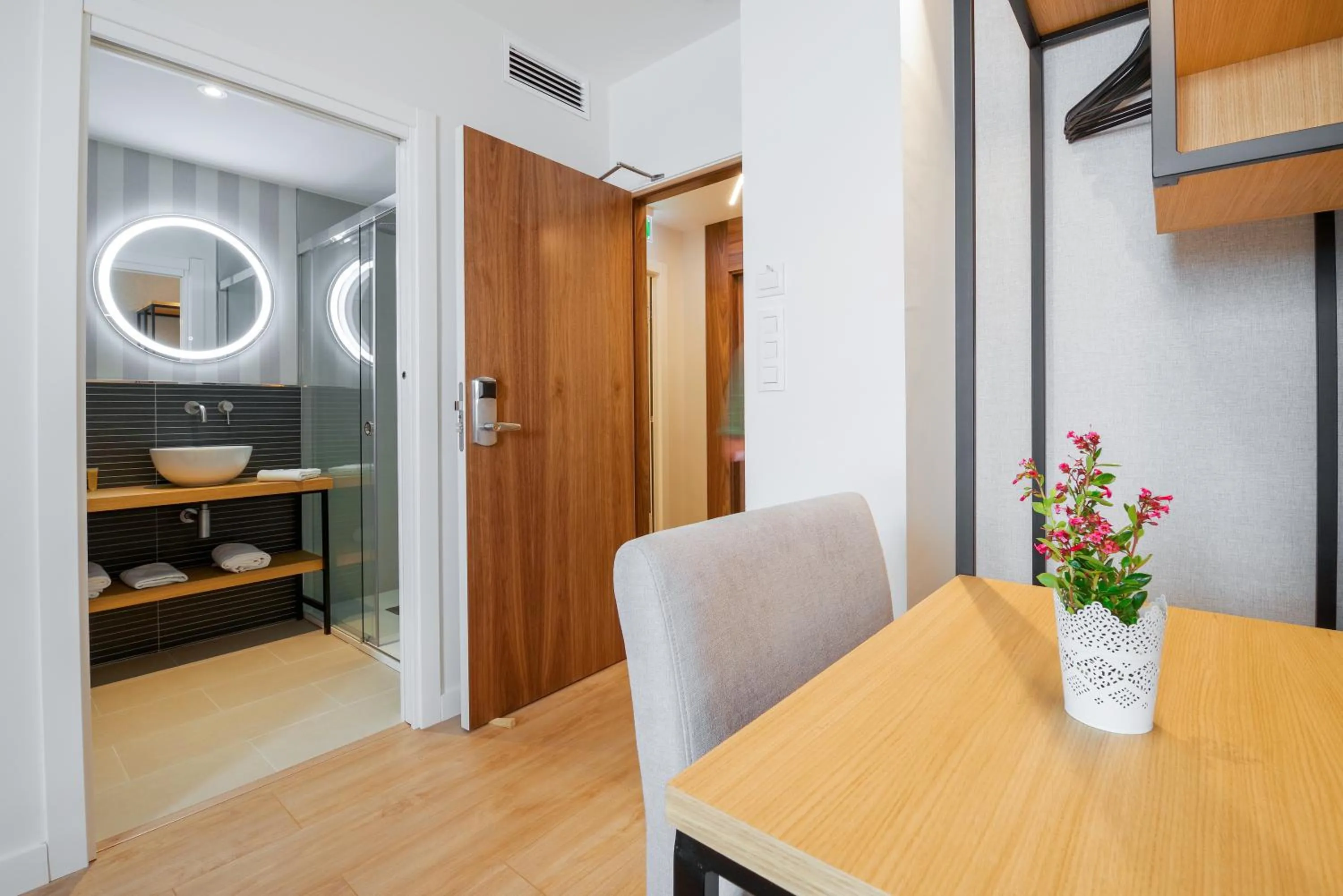 Photo of the whole room in Hotel Condado Ourense