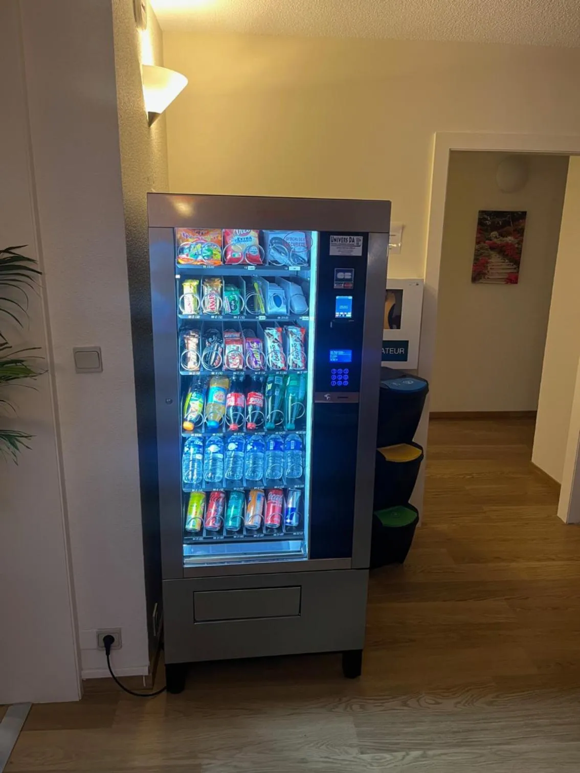 vending machine in Brit Hotel Confort Deltour Mende
