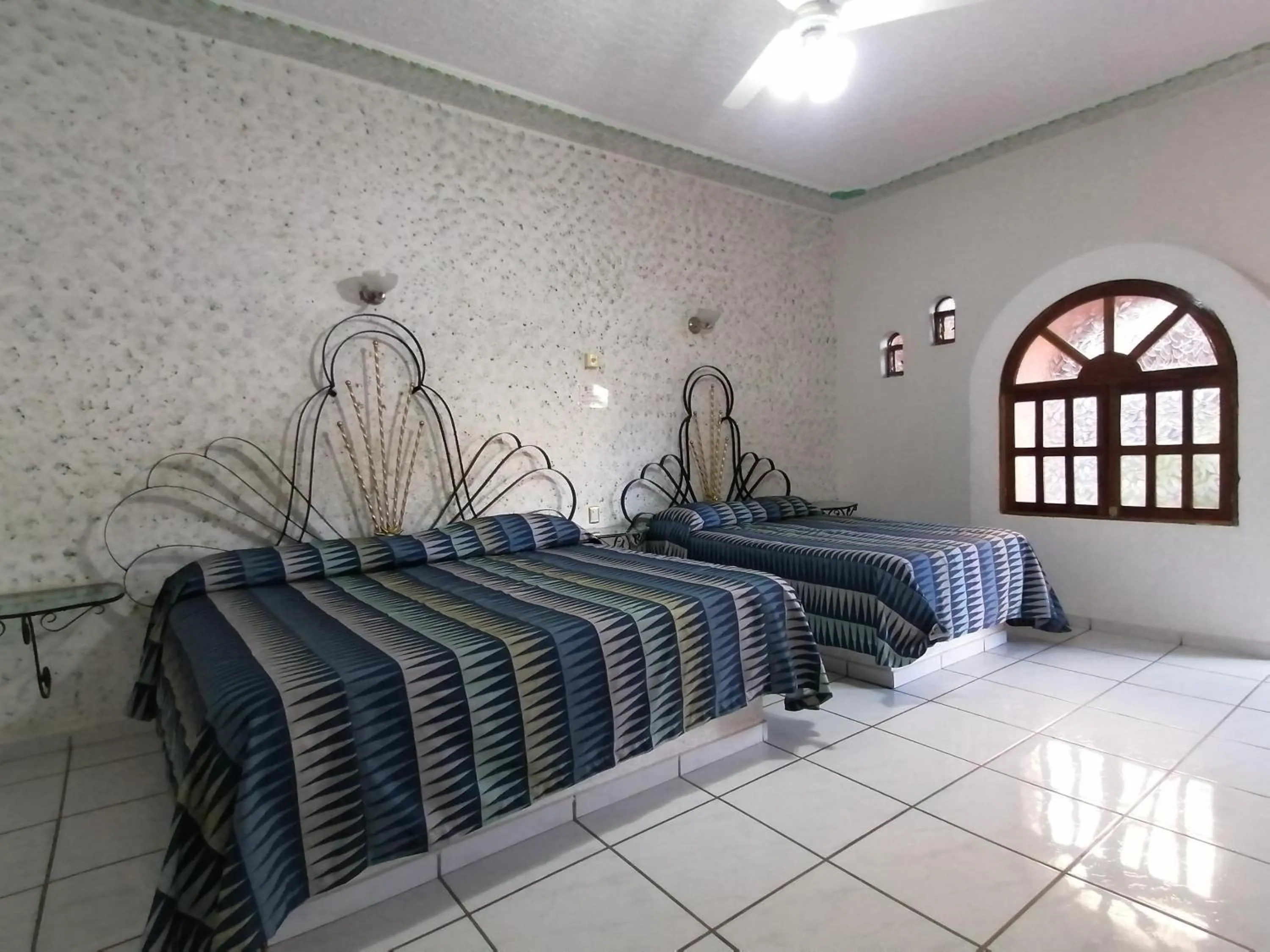 Bed in Hotel Providencia