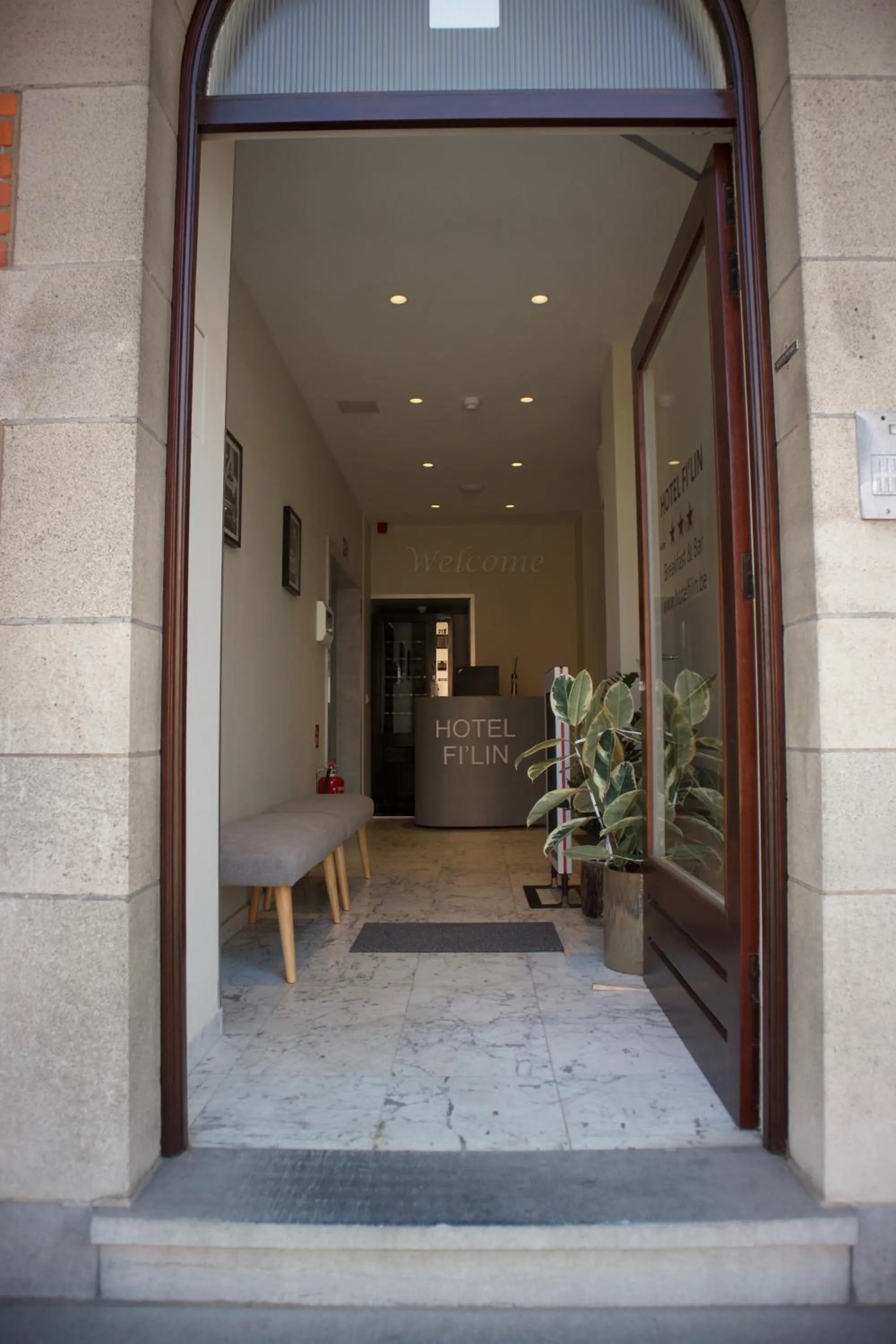 Property building in Hotel Fi'Lin