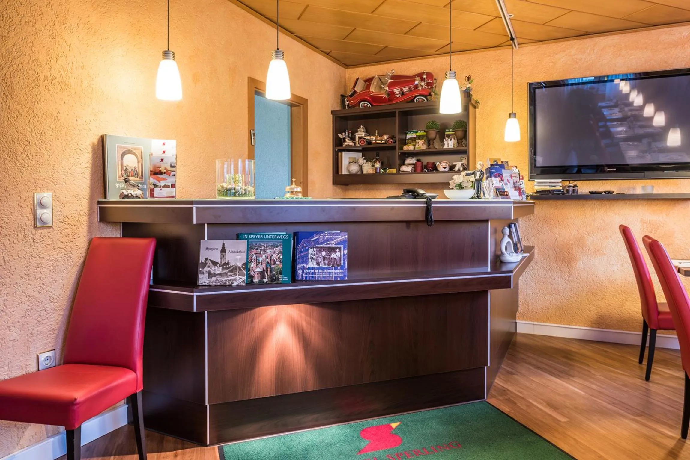 Decorative detail in Hotel Sperling mit E-Ladestation