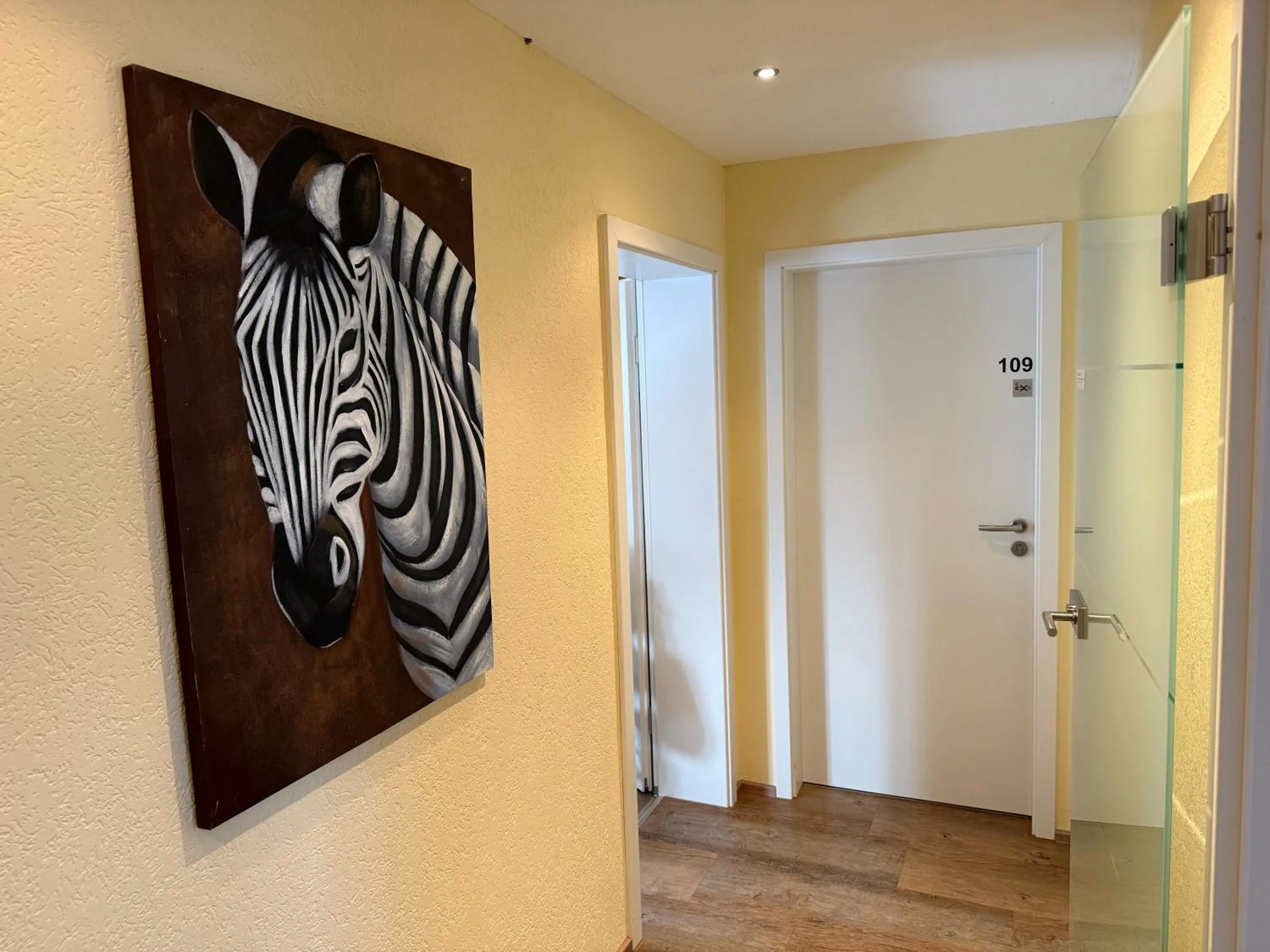 Photo of the whole room in Hotel am Hindenburgplatz