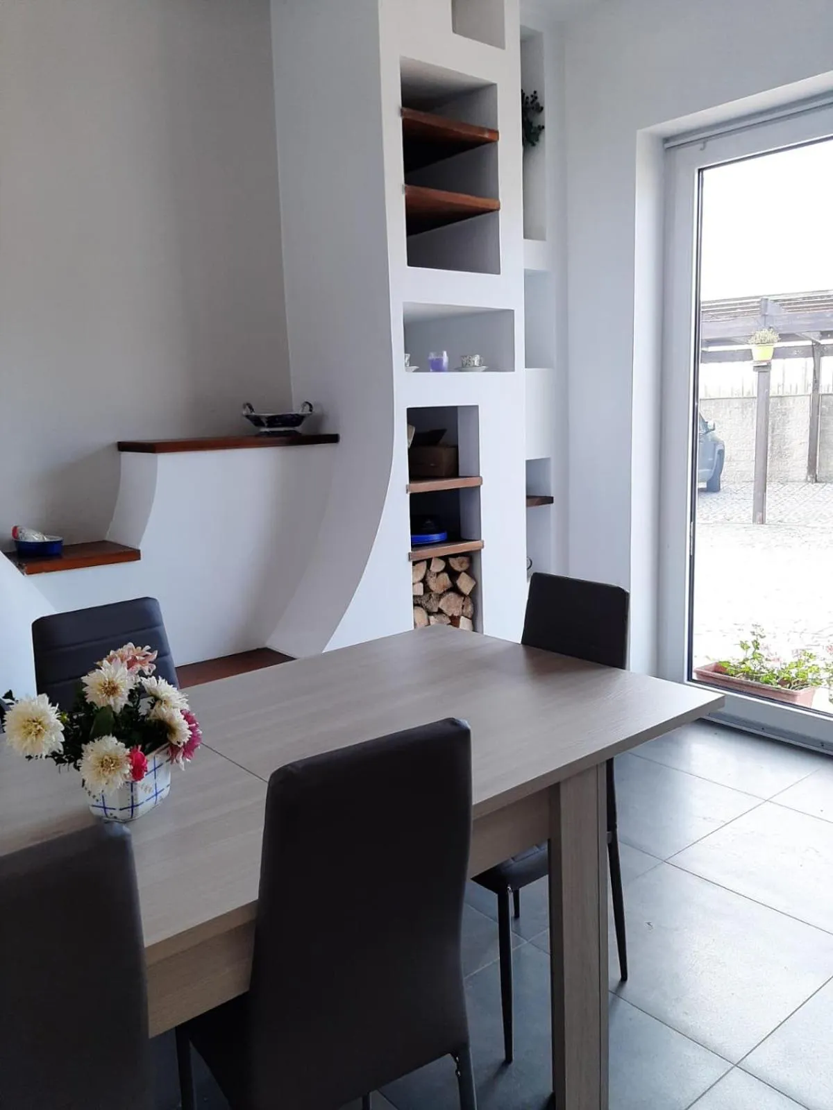 Dining area in B&B Casa Lilla