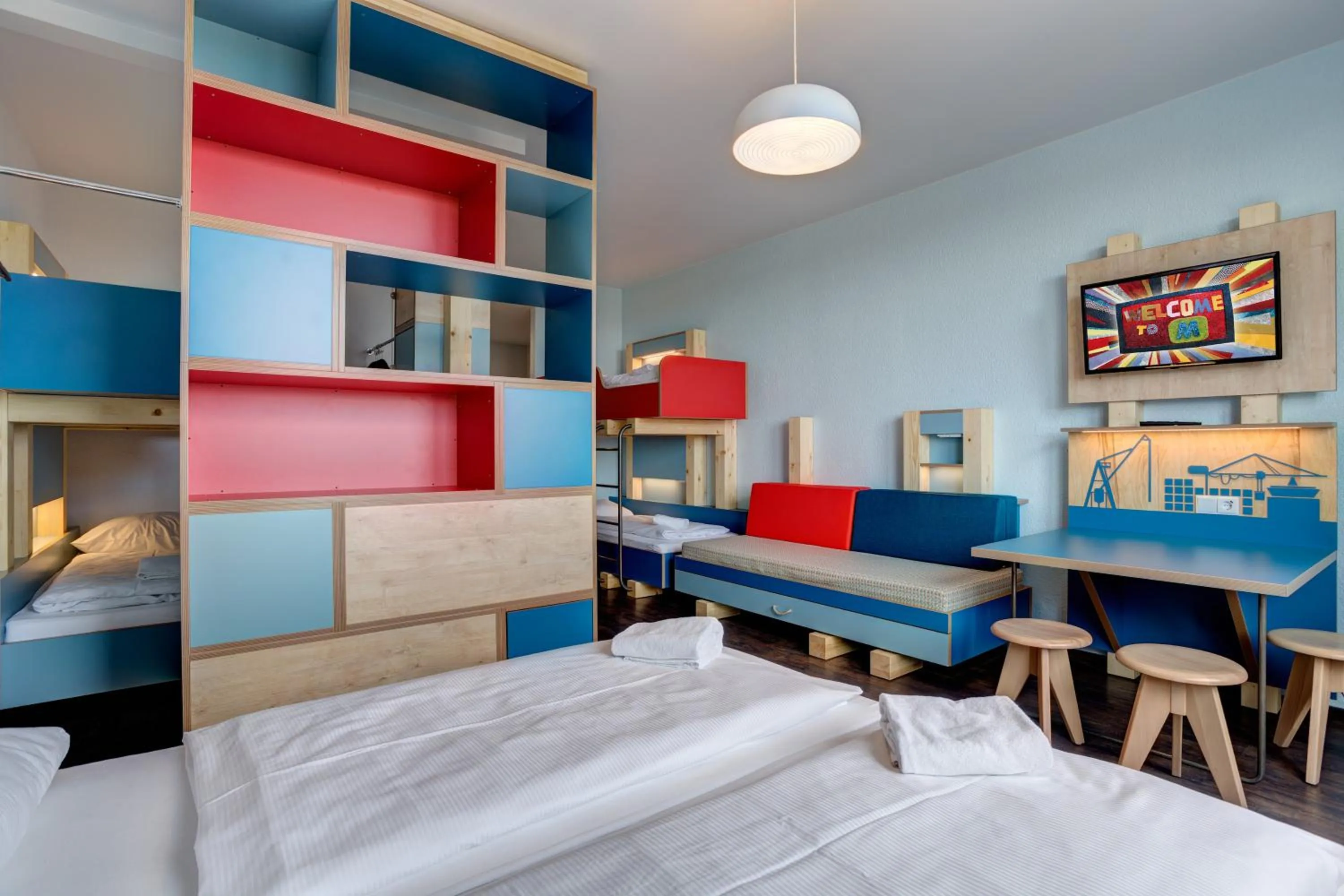 Photo of the whole room, Bed in MEININGER Hotel Hamburg City Center