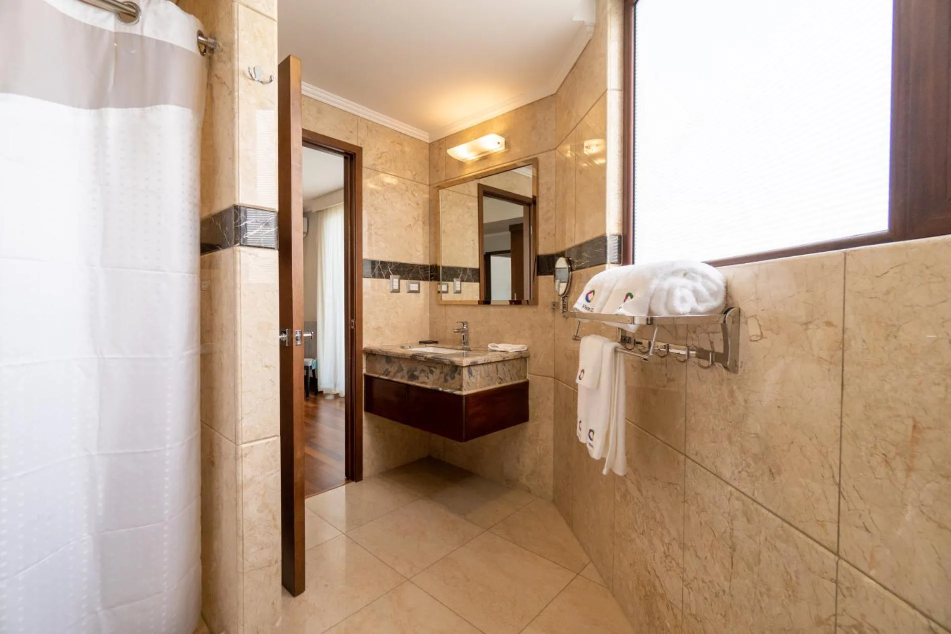 Bathroom in Hotel Vista Quince