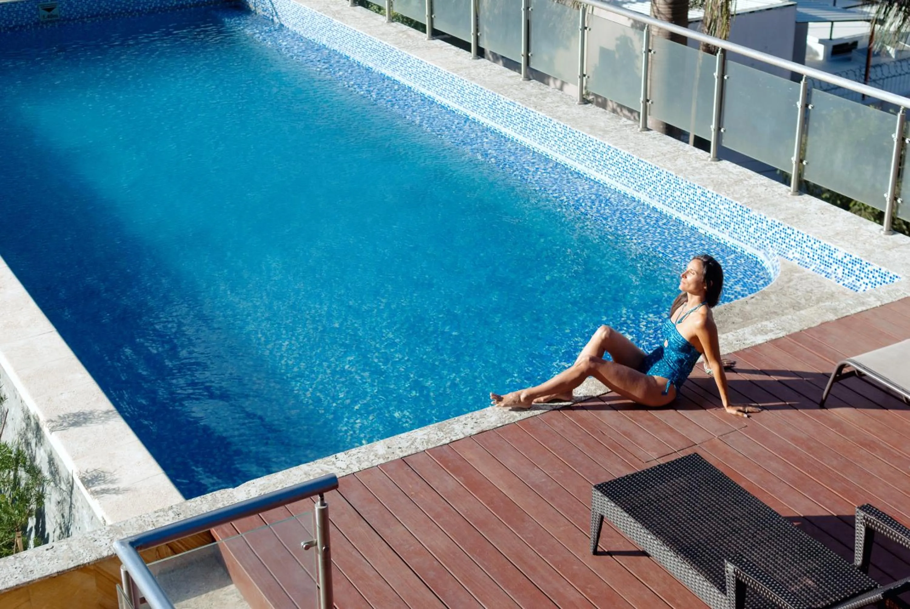 Pool view in Hotel Vista Quince