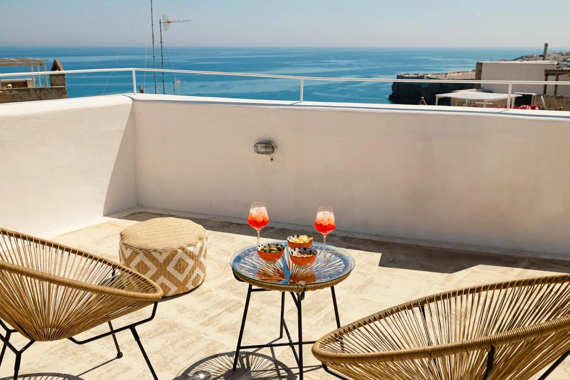 Balcony/Terrace in BAYIT Charming Place