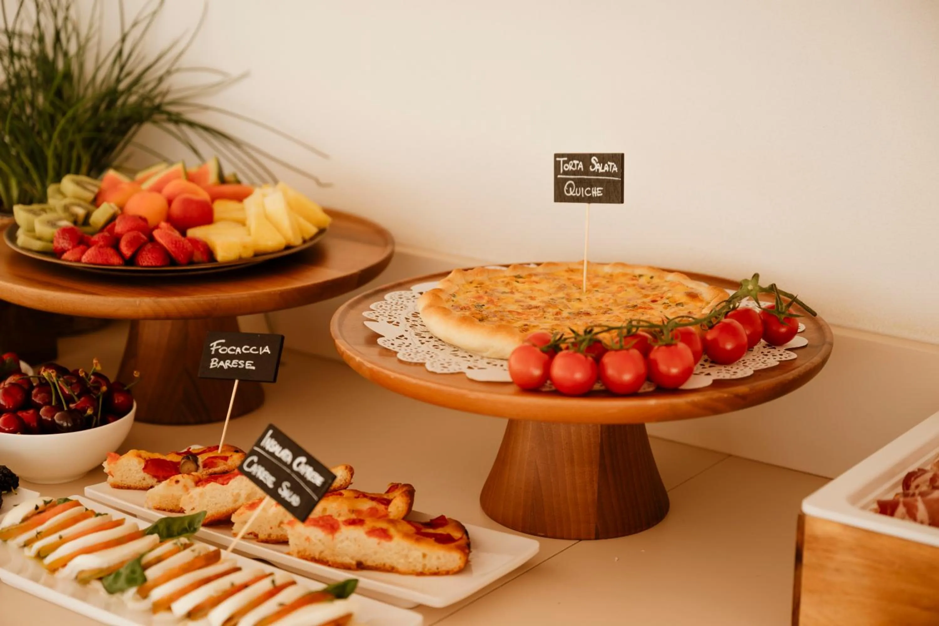 Breakfast in BAYIT Charming Place