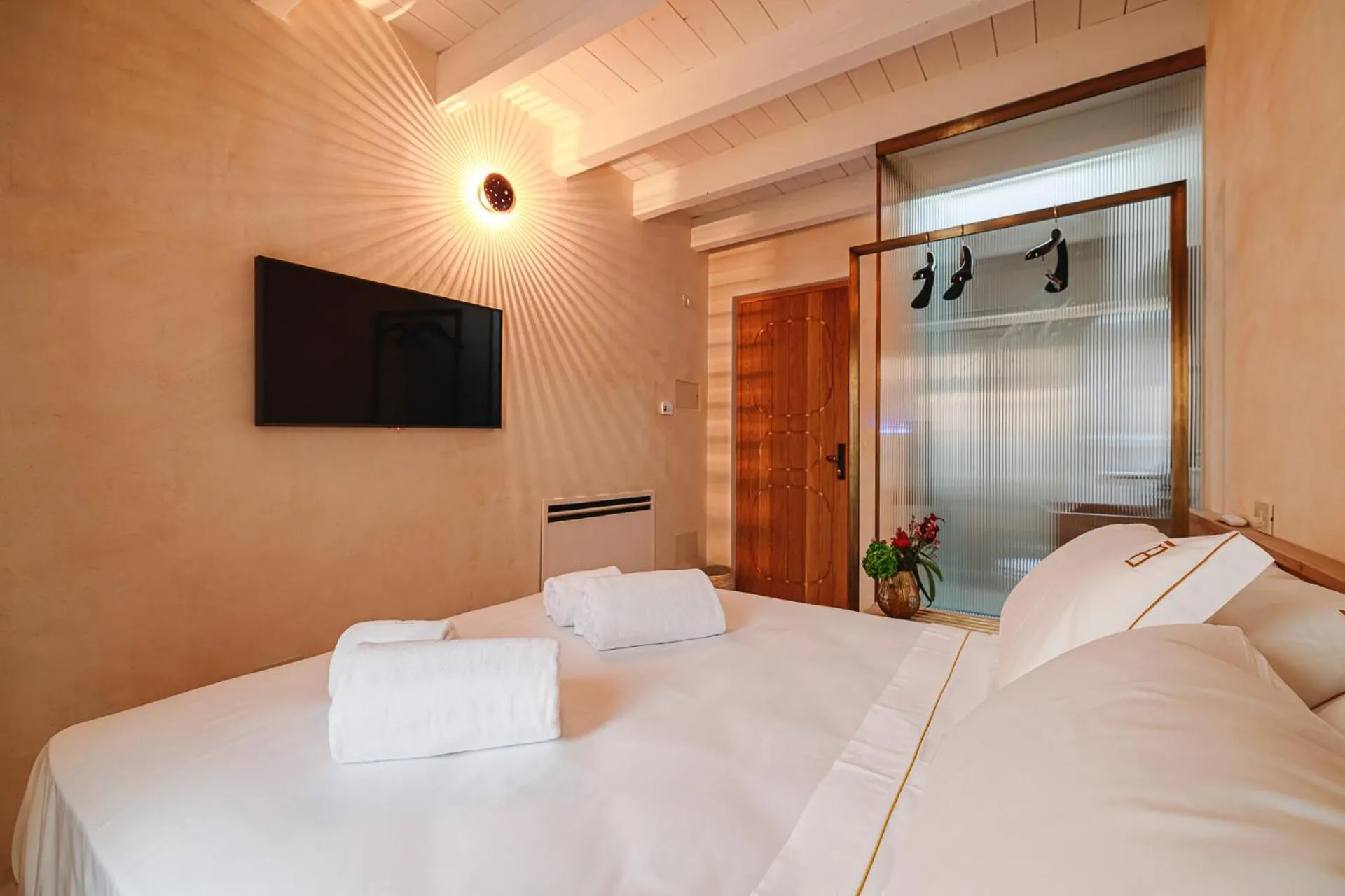 Photo of the whole room, Bed in BAYIT Charming Place